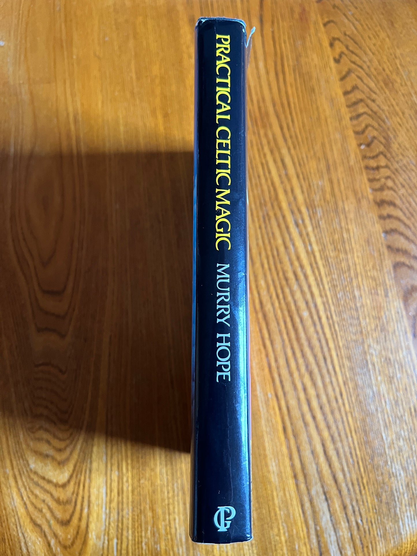 Practical Celtic Magic - Murray Hope (Hardback)