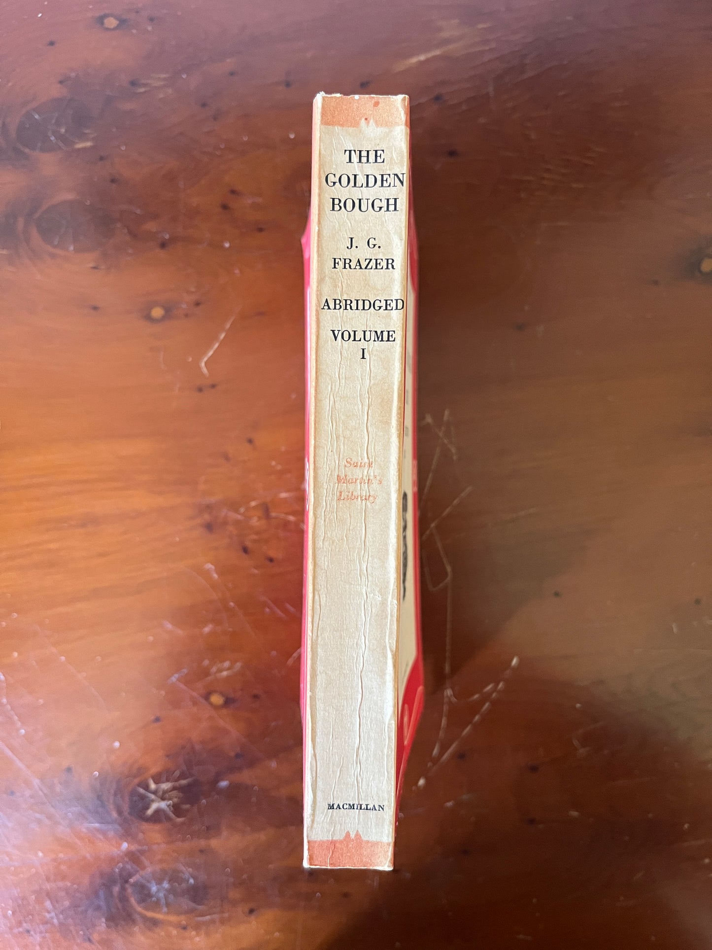 The Golden Bough (Abridged Paperback, Vol 1) - Sir James George Frazer