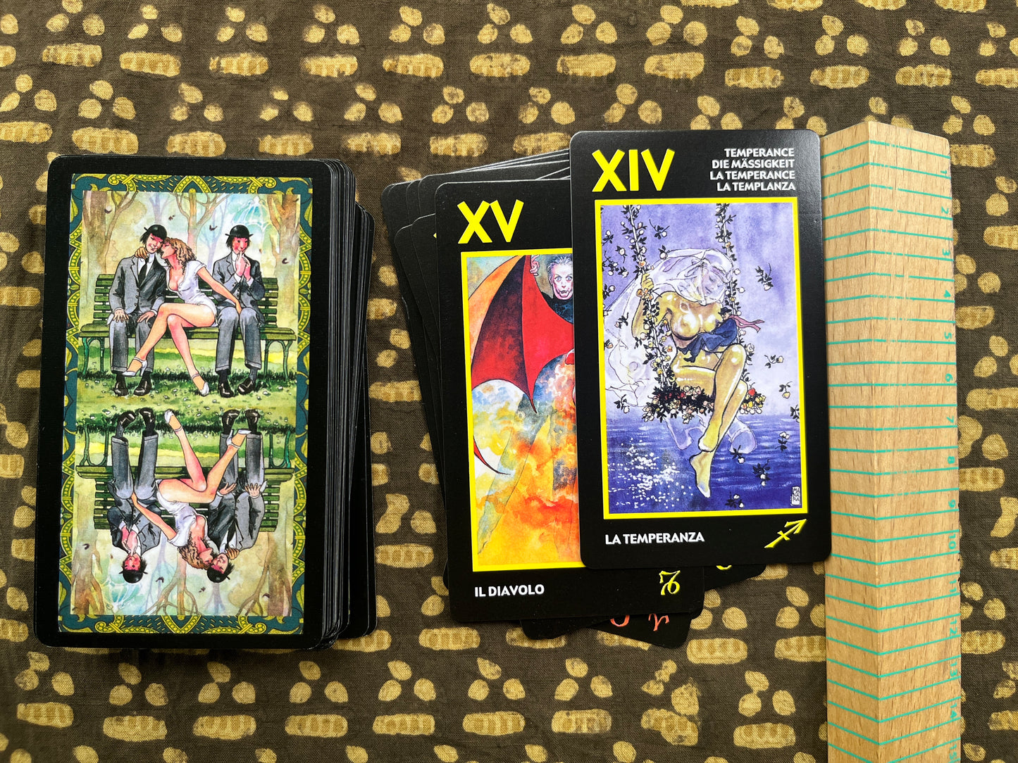 (18+) Milo Manara Erotic Tarot Deck