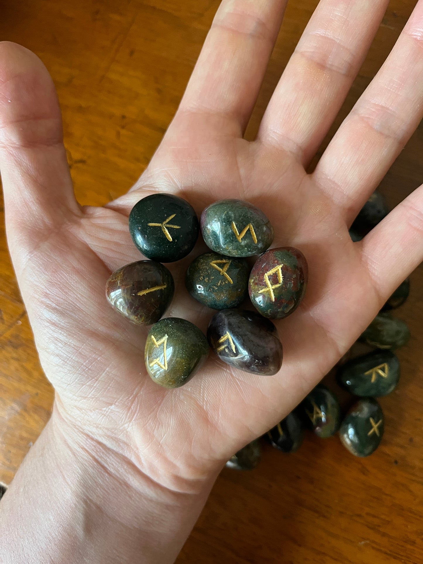 Bloodstone Rune Set