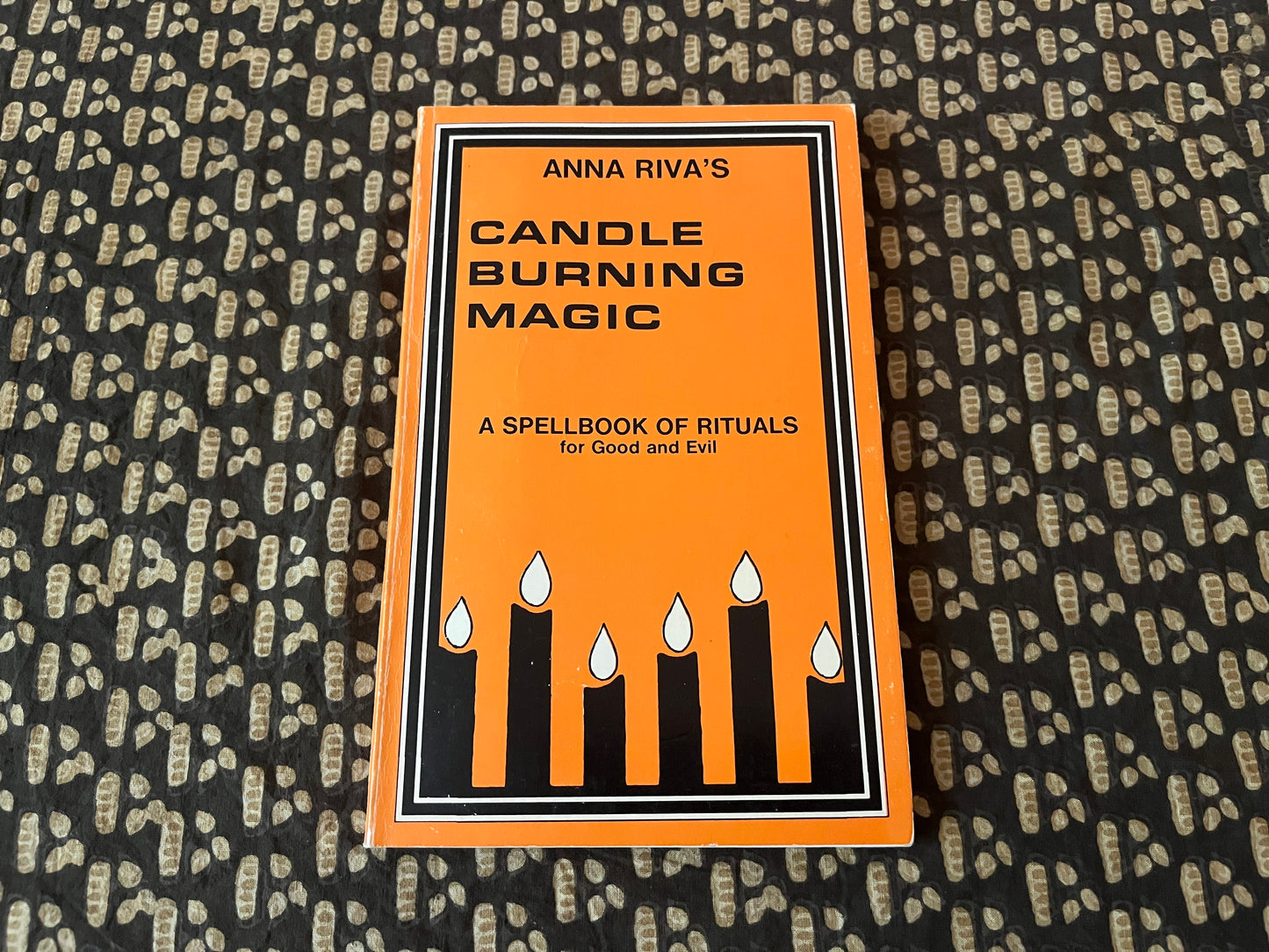 Candle Burning Magic - Anna Riva