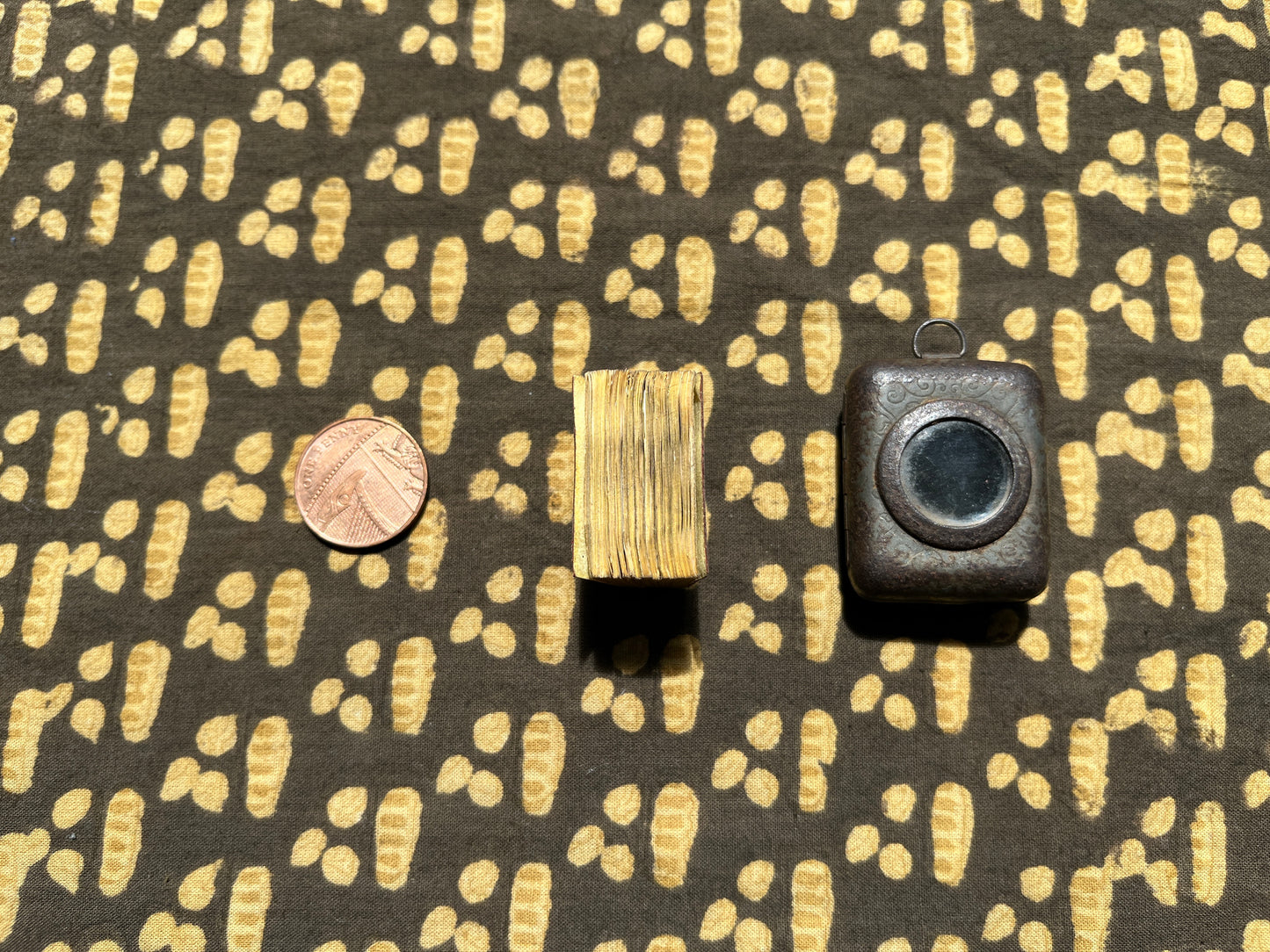 Miniature Dictionary - David Bryce & Son