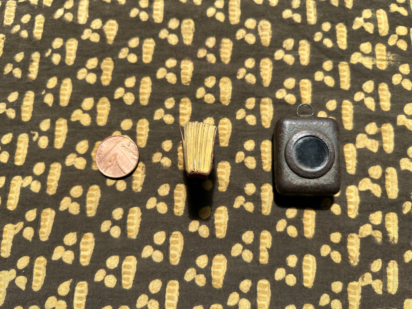 Miniature Dictionary - David Bryce & Son