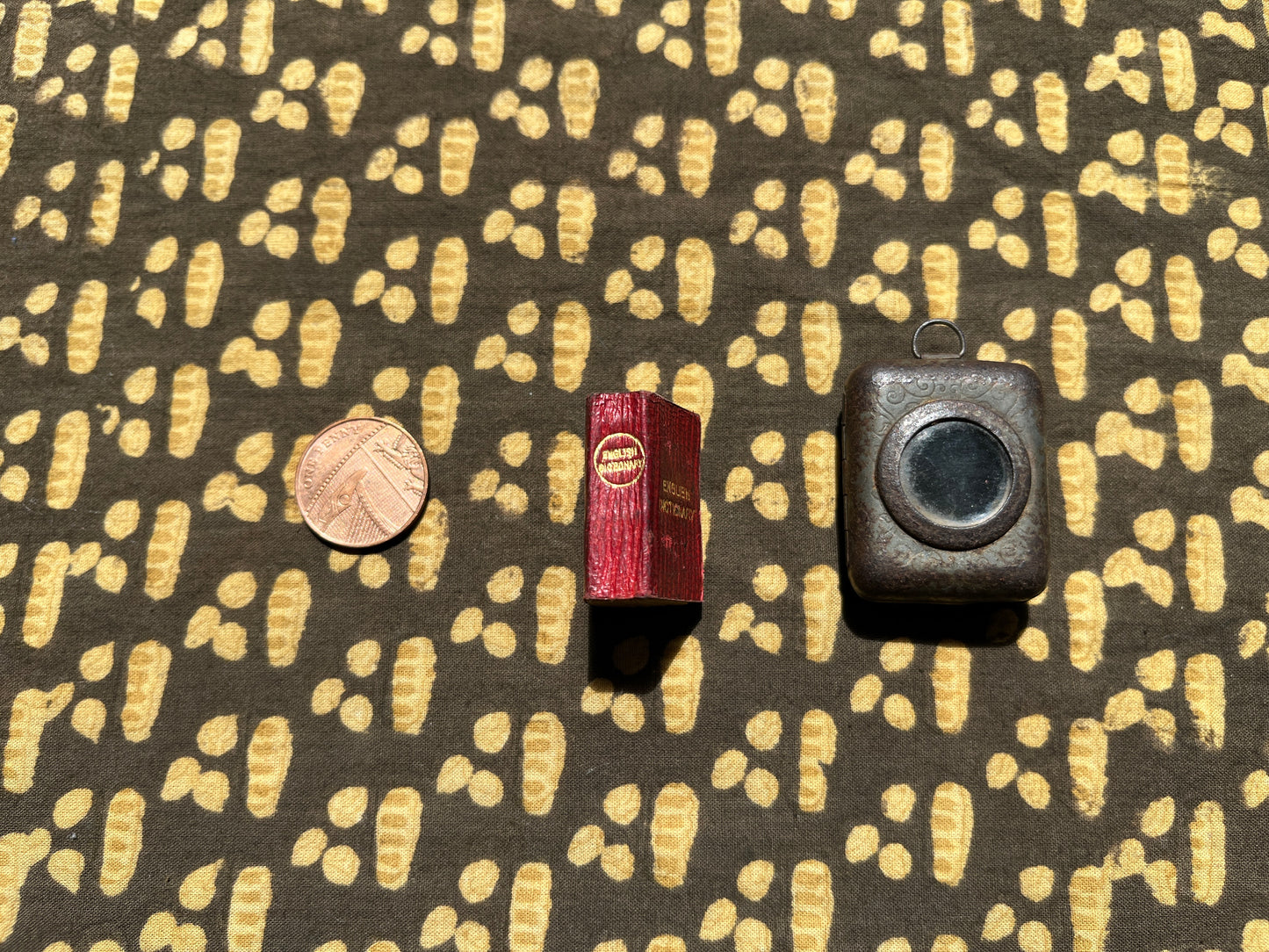 Miniature Dictionary - David Bryce & Son