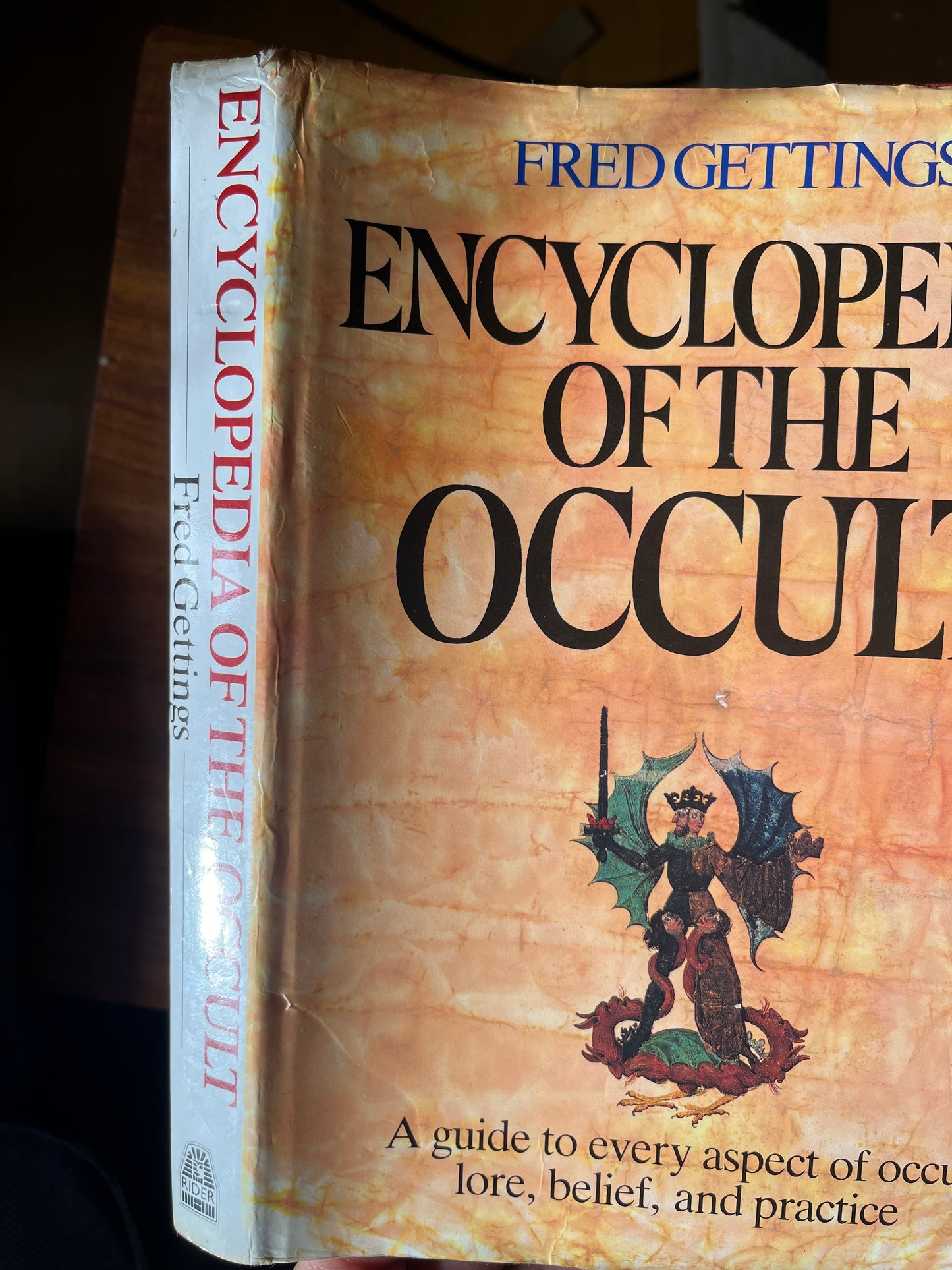 Encyclopedia of the Occult - Fred Gettings