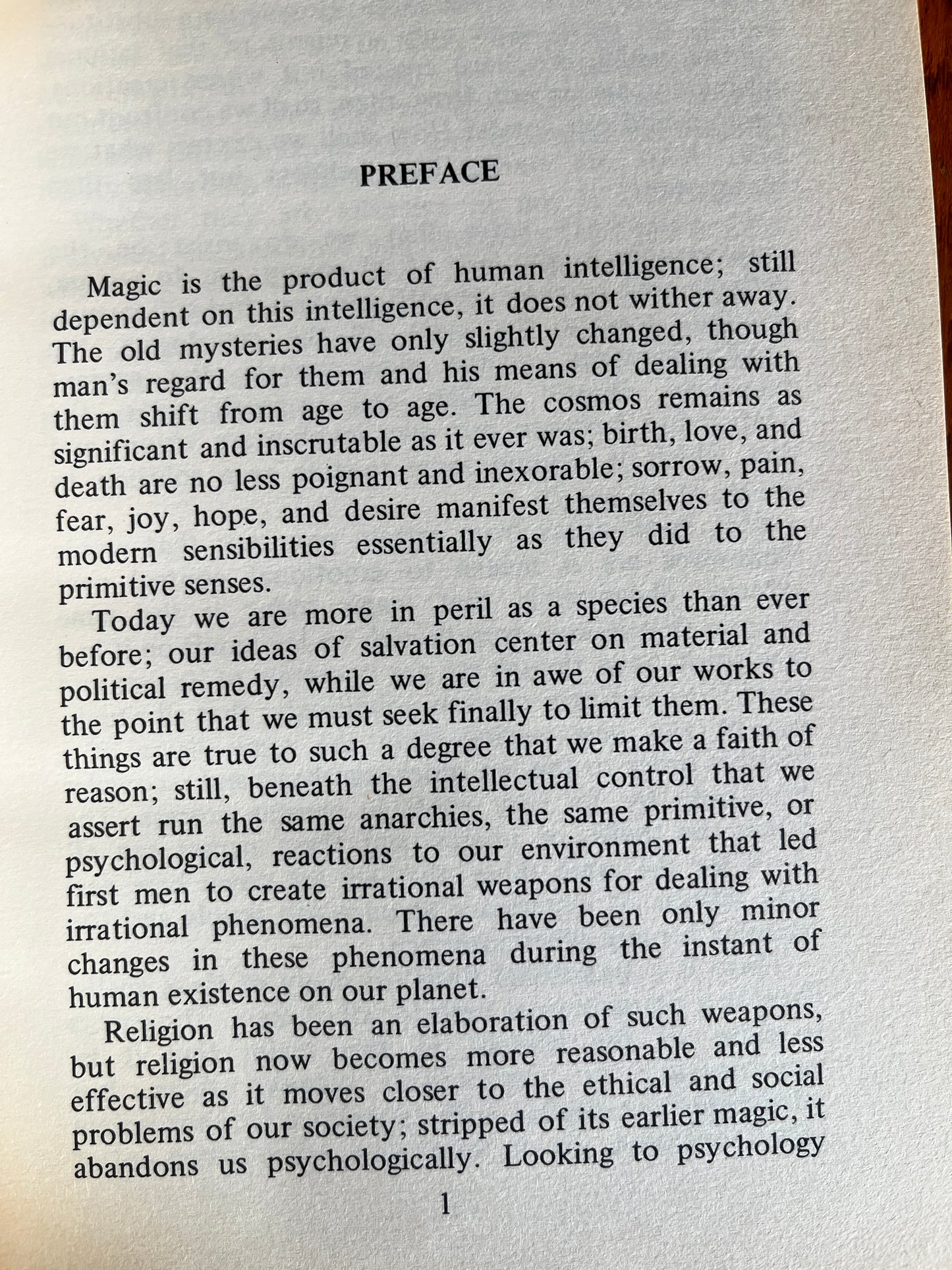 The Crone's Book of Words - Valerie Worth