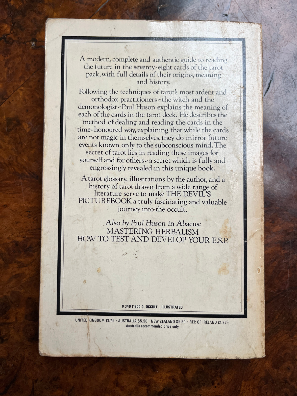 The Devil's Picturebook - Paul Huson (1977 ABACUS Paperback)