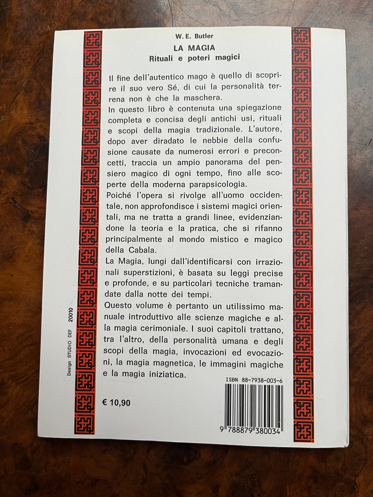 La Magia: Rituali e Poteri Magici - W E Butler (Italian Language)