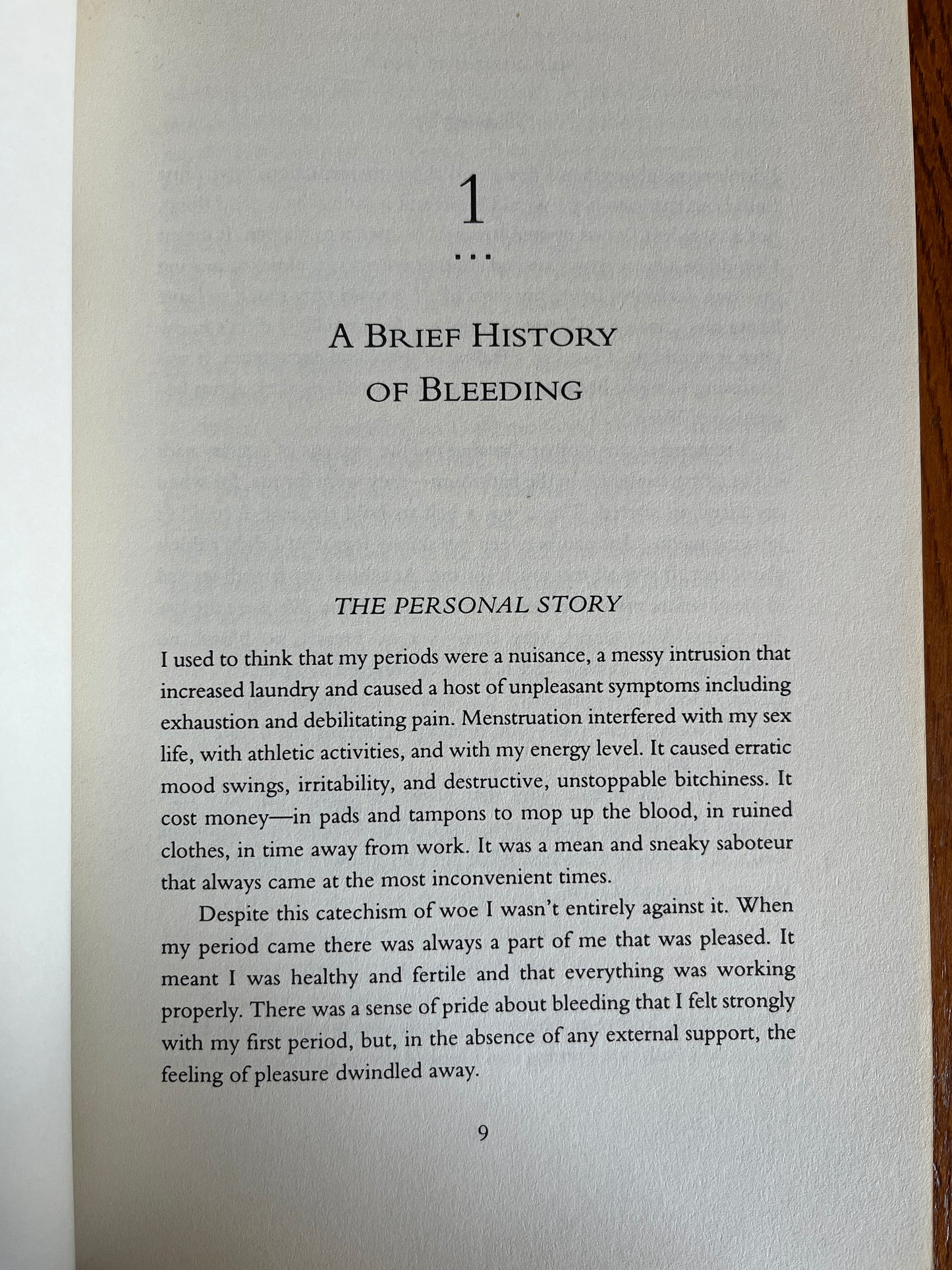 Her Blood is Gold: Reclaiming the Power of Menstration - Lara Owen (First Edition)