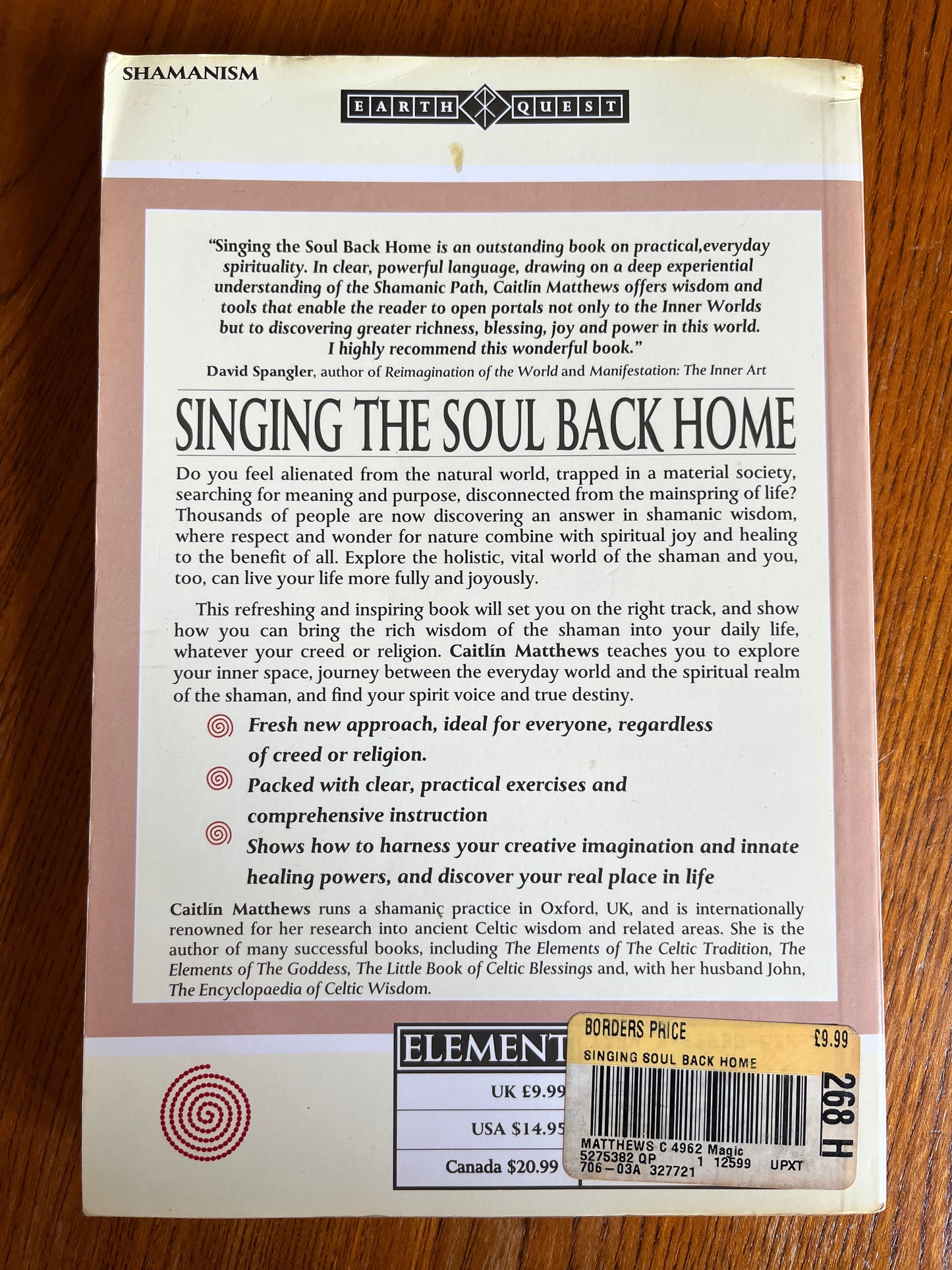Singing the Soul Back Home: Shamanism in Daily Life - Caitlín Matthews
