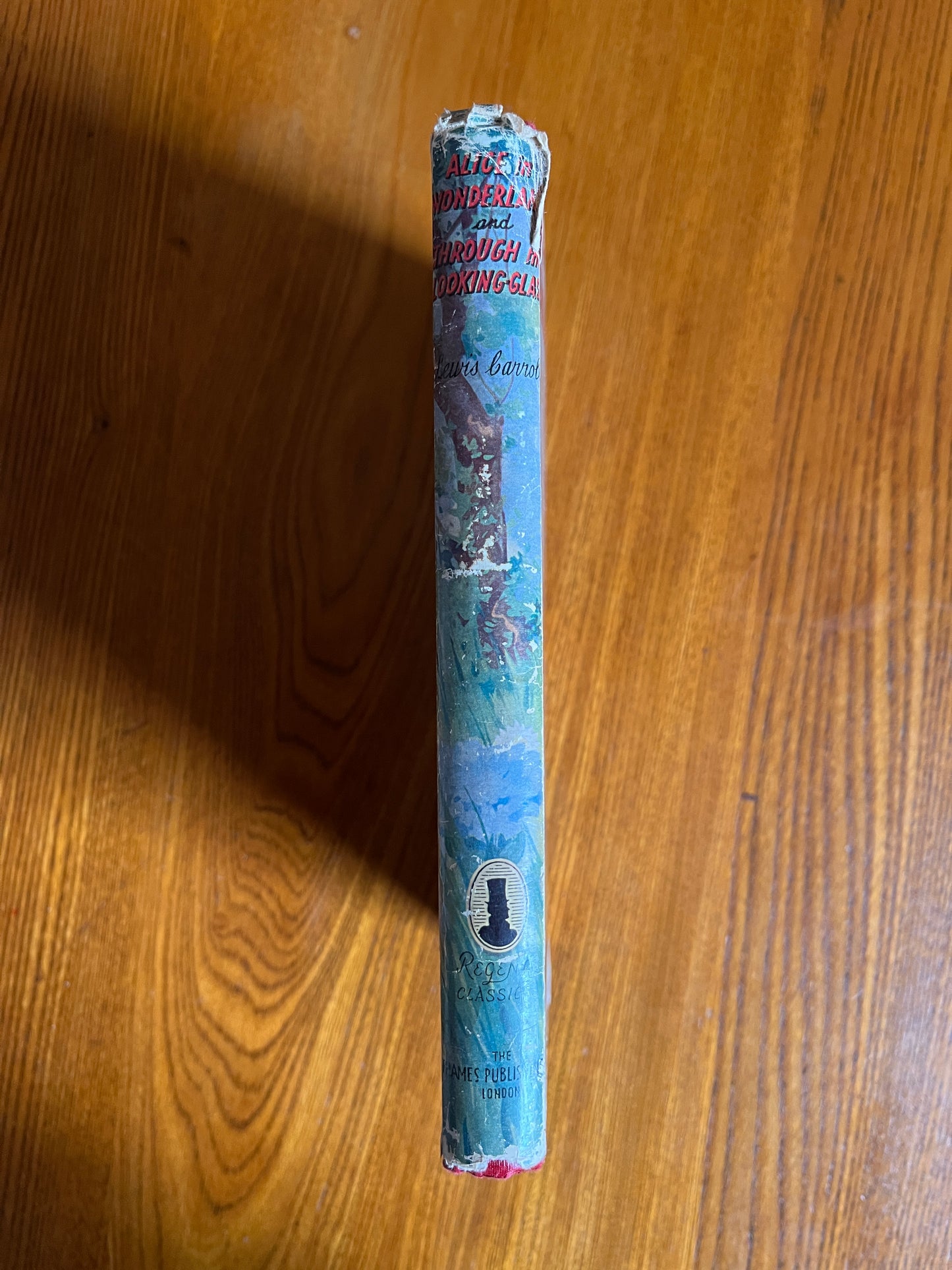 Alice in Wonderland and Through the Looking Glass - Lewis Carroll