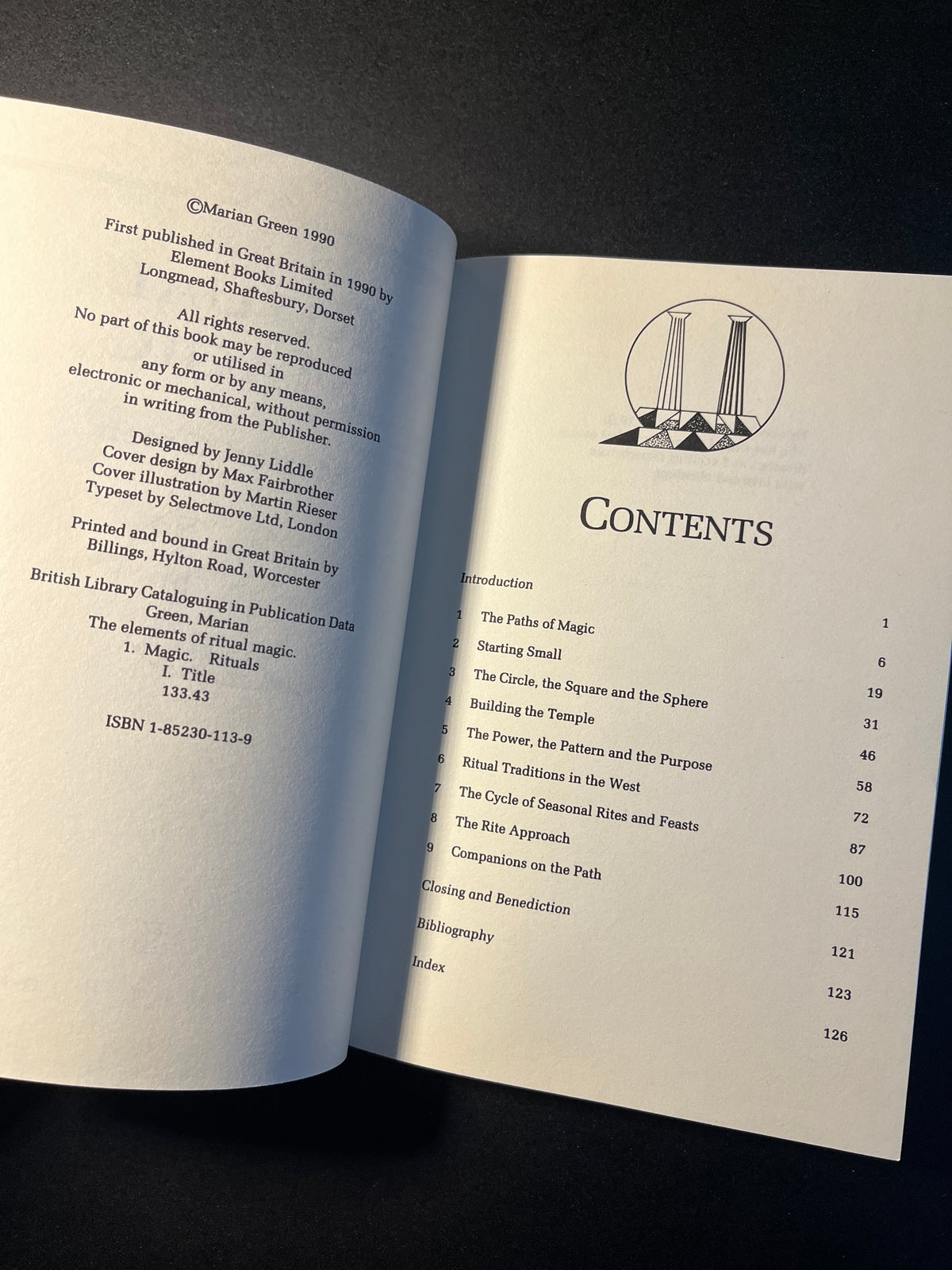 The Elements of Ritual Magic - Marian Green (First Edition)