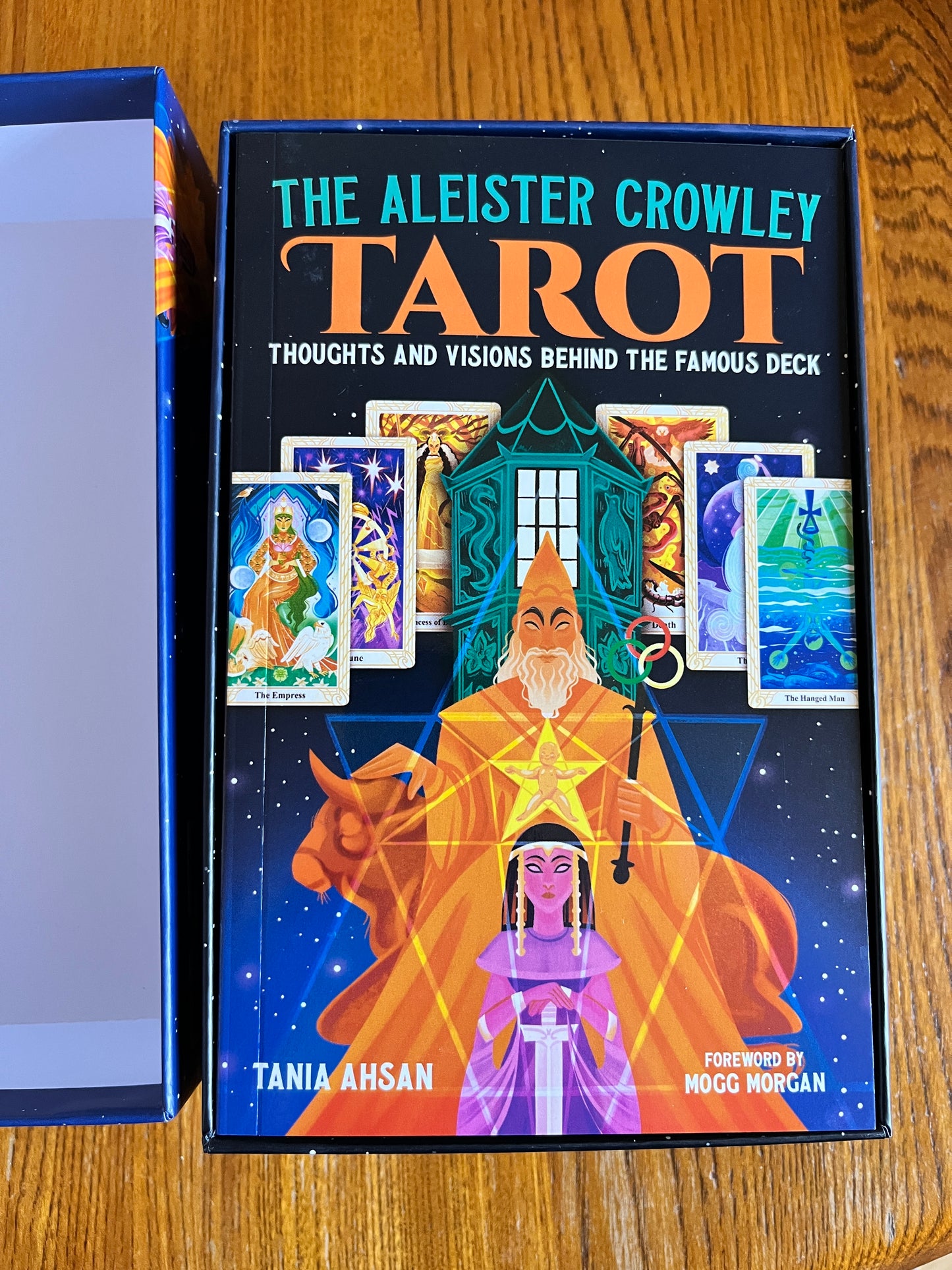 The Aleister Crowley Tarot - Tania Ahsan (Boxed Book and Deck)
