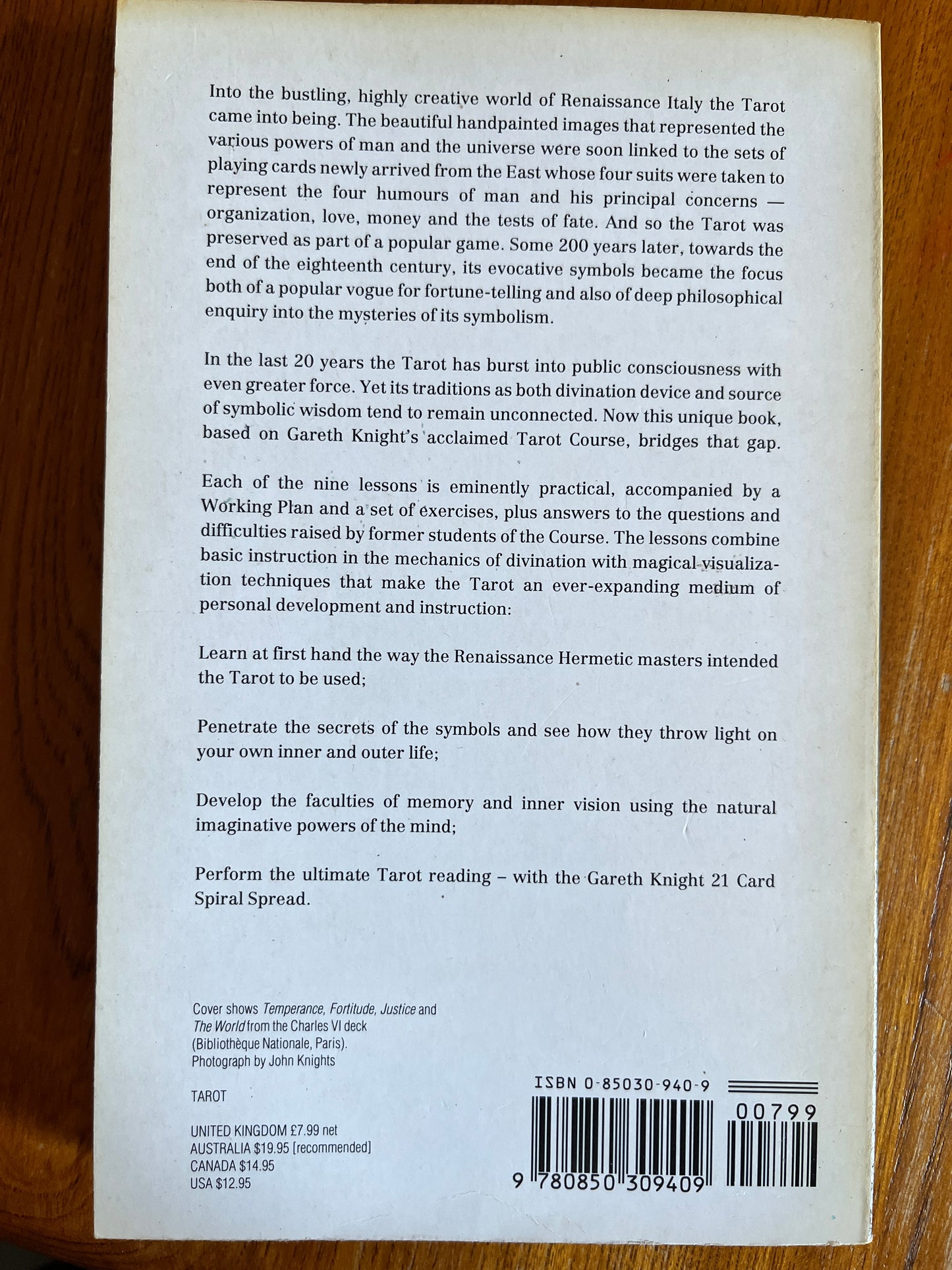The Magical World of Tarot - Gareth Knight (First Edition)