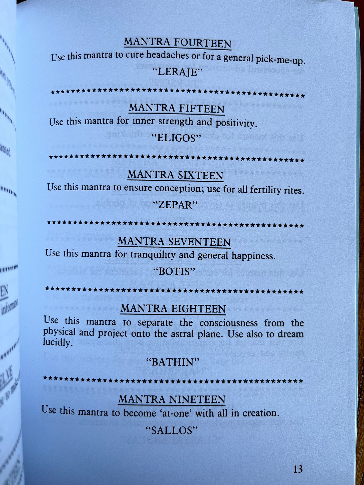 Powerful Magic Words: Fulfil You Fondest Dreams - J. Pike (Finbarr First Edition 1991)