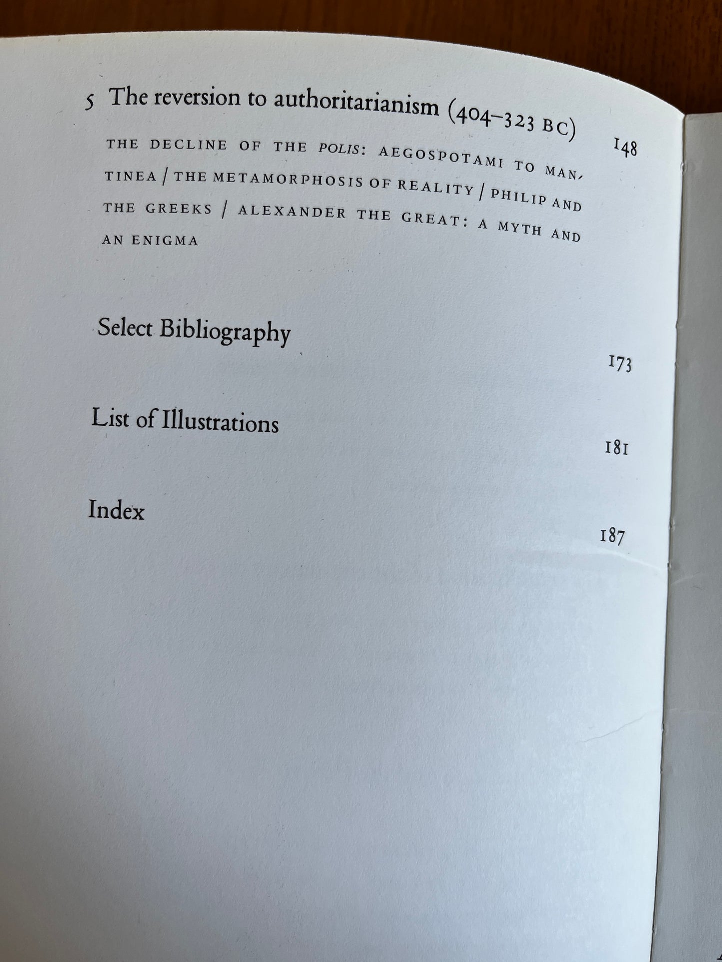 A Concise History of Ancient Greece - Peter Green