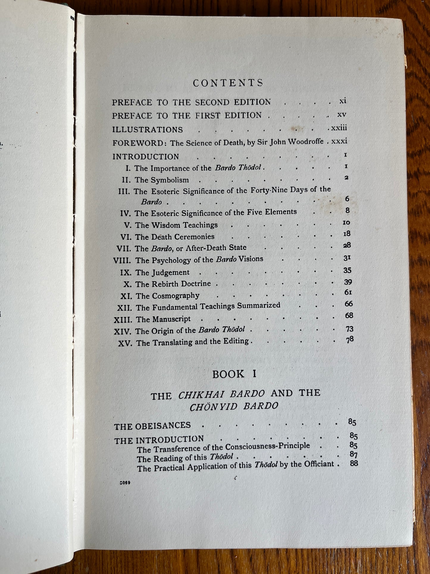 The Tibetan Book of the Dead - Lāma Kazi Dawa-Samdup and W Y Evans-Wentz (1949 Second Edition)