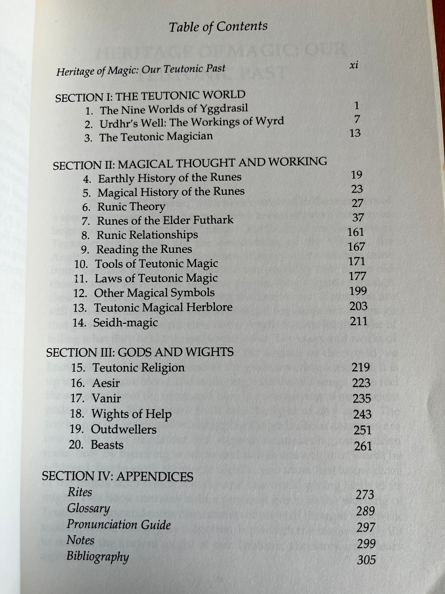 Teutonic Magic: The Magical & Spiritual Practices of the Germanic People - Kveldulf Gundarsson (First Edition)