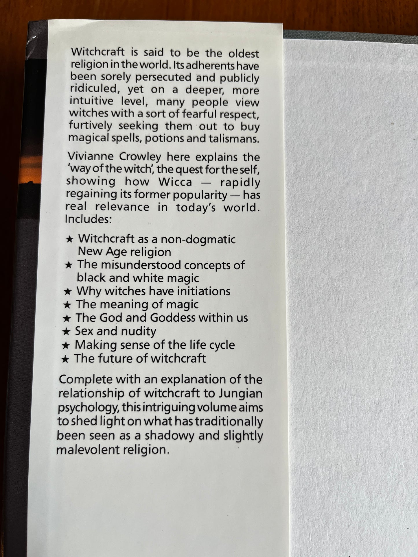 Wicca: The Old Religion in the New Age - Vivianne Crowley (First Edition)