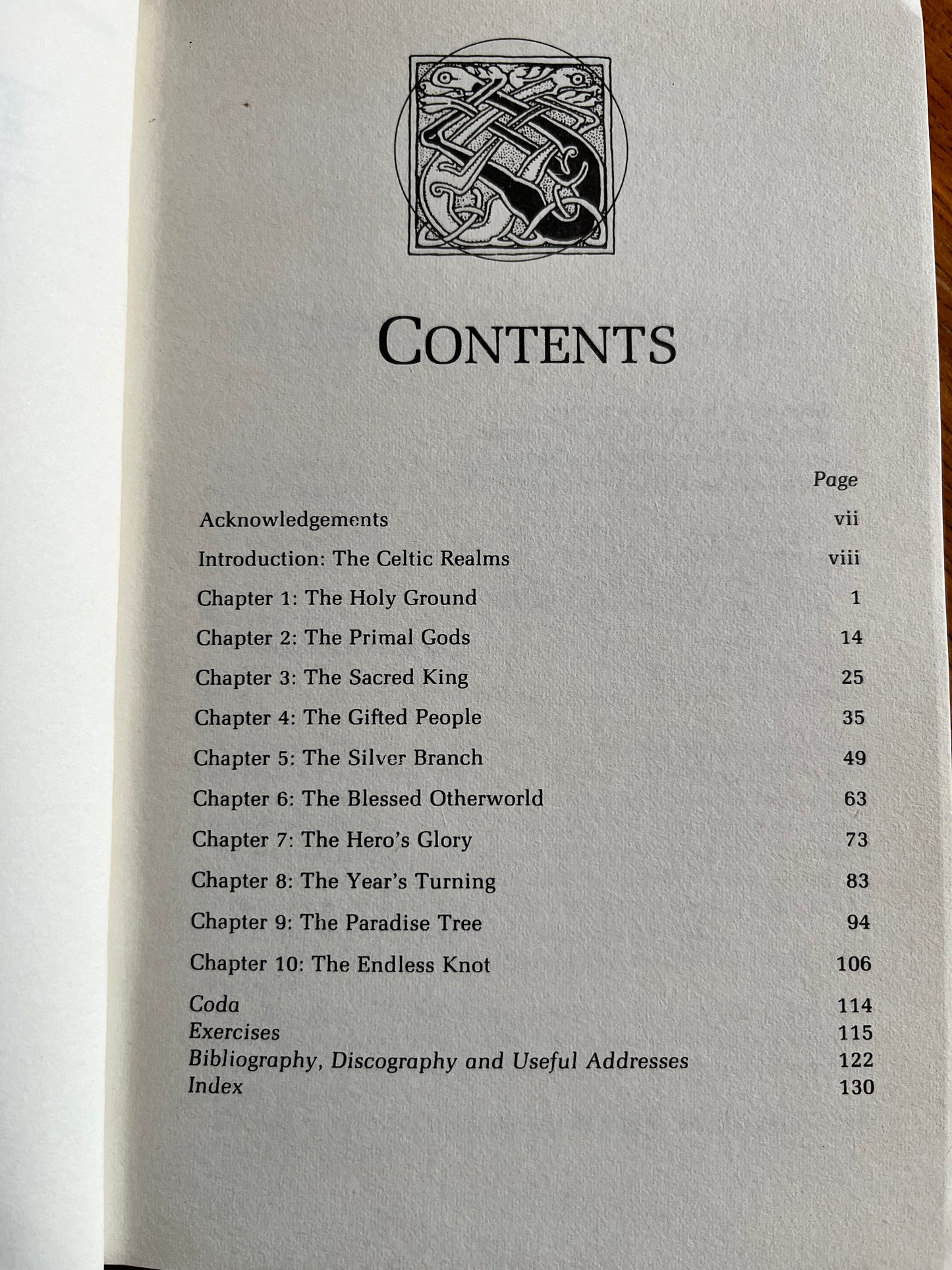 The Elements of the Celtic Tradition - Caitlin Matthews