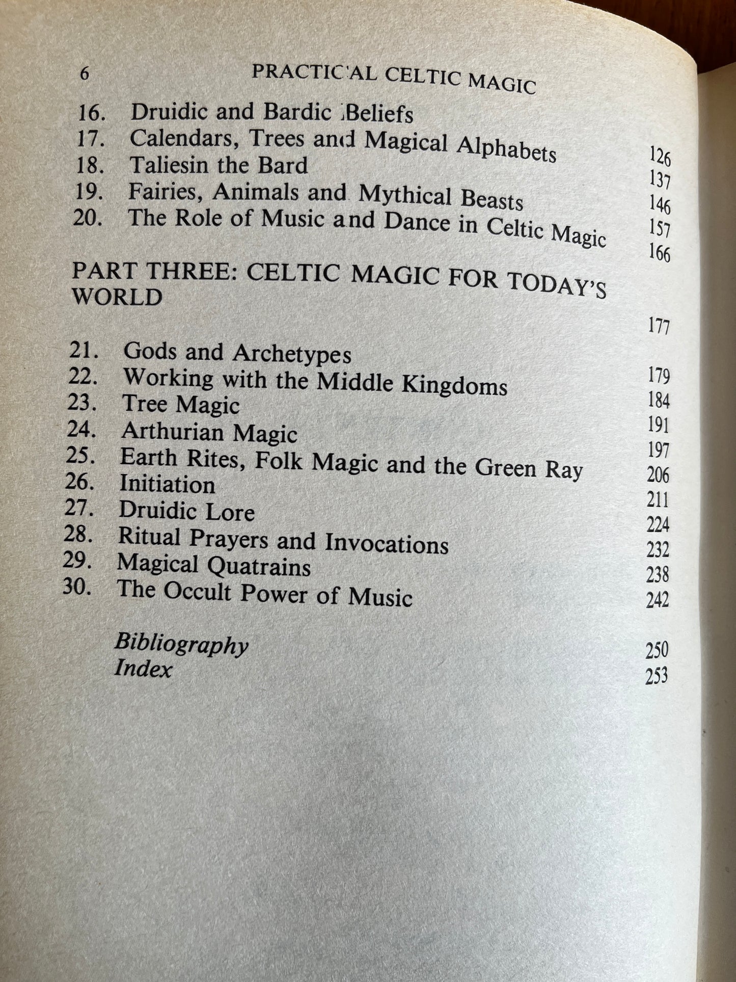Practical Celtic Magic - Murray Hope (Hardback)