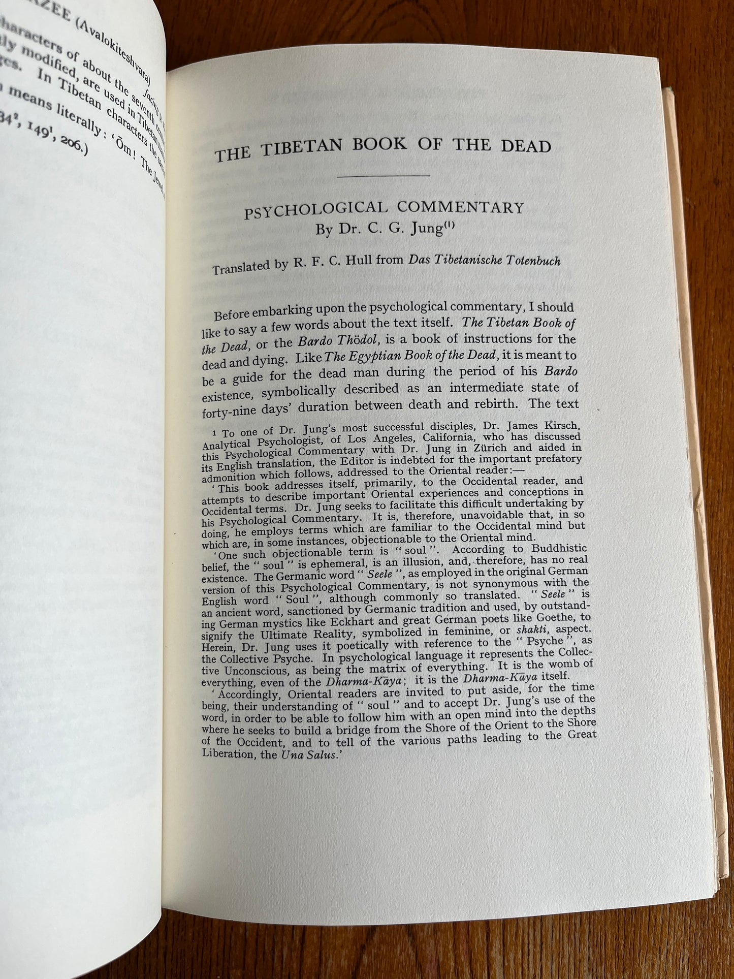 The Tibetan Book of the Dead - Lāma Kazi Dawa-Samdup, CG Jung and W Y Evans-Wentz (1960 Third Edition)