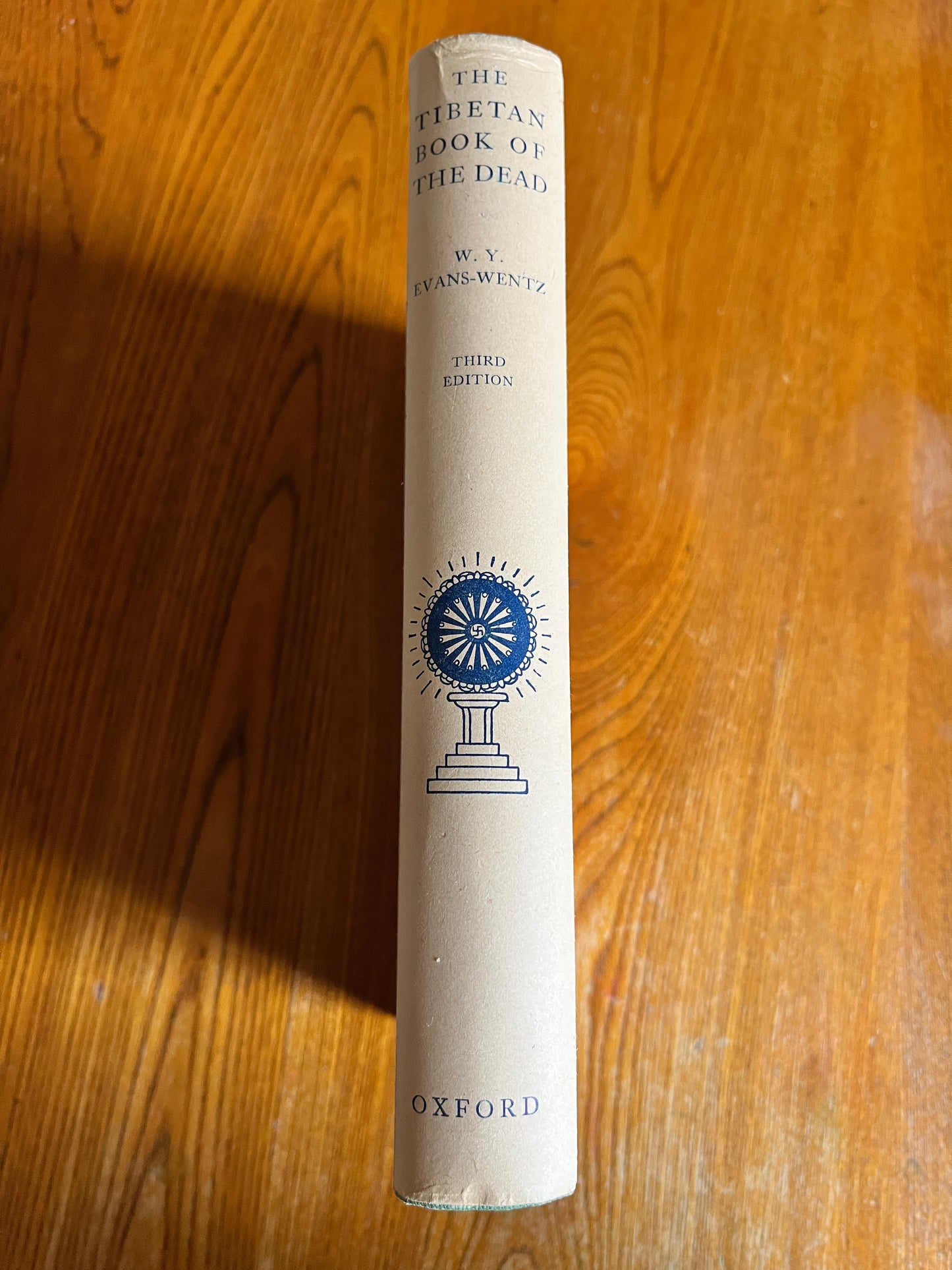 The Tibetan Book of the Dead - Lāma Kazi Dawa-Samdup, CG Jung and W Y Evans-Wentz (1960 Third Edition)