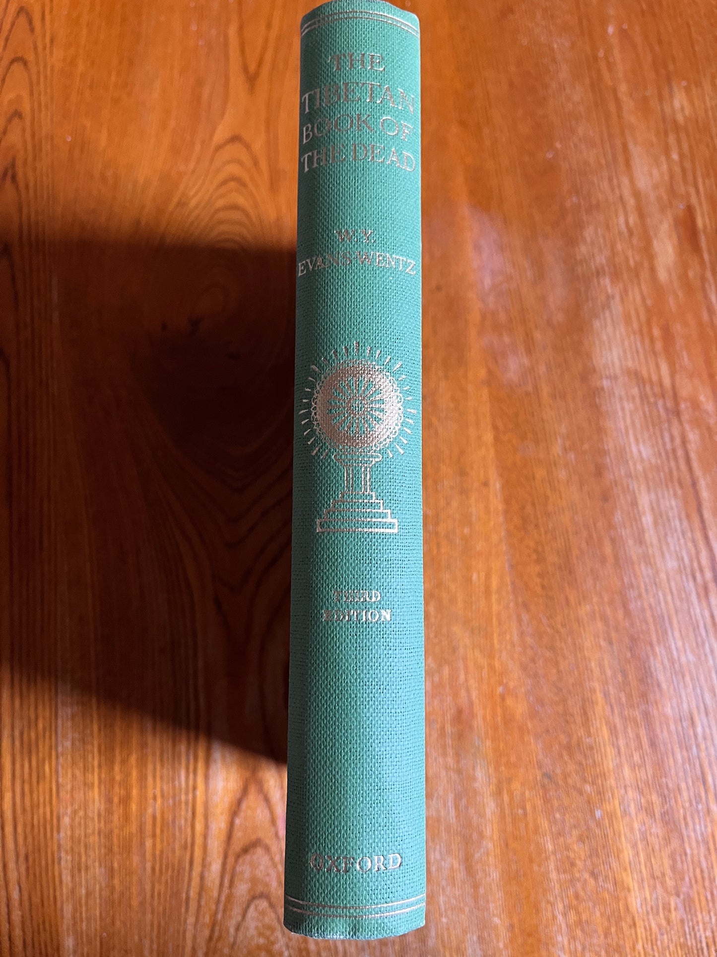 The Tibetan Book of the Dead - Lāma Kazi Dawa-Samdup, CG Jung and W Y Evans-Wentz (1960 Third Edition)