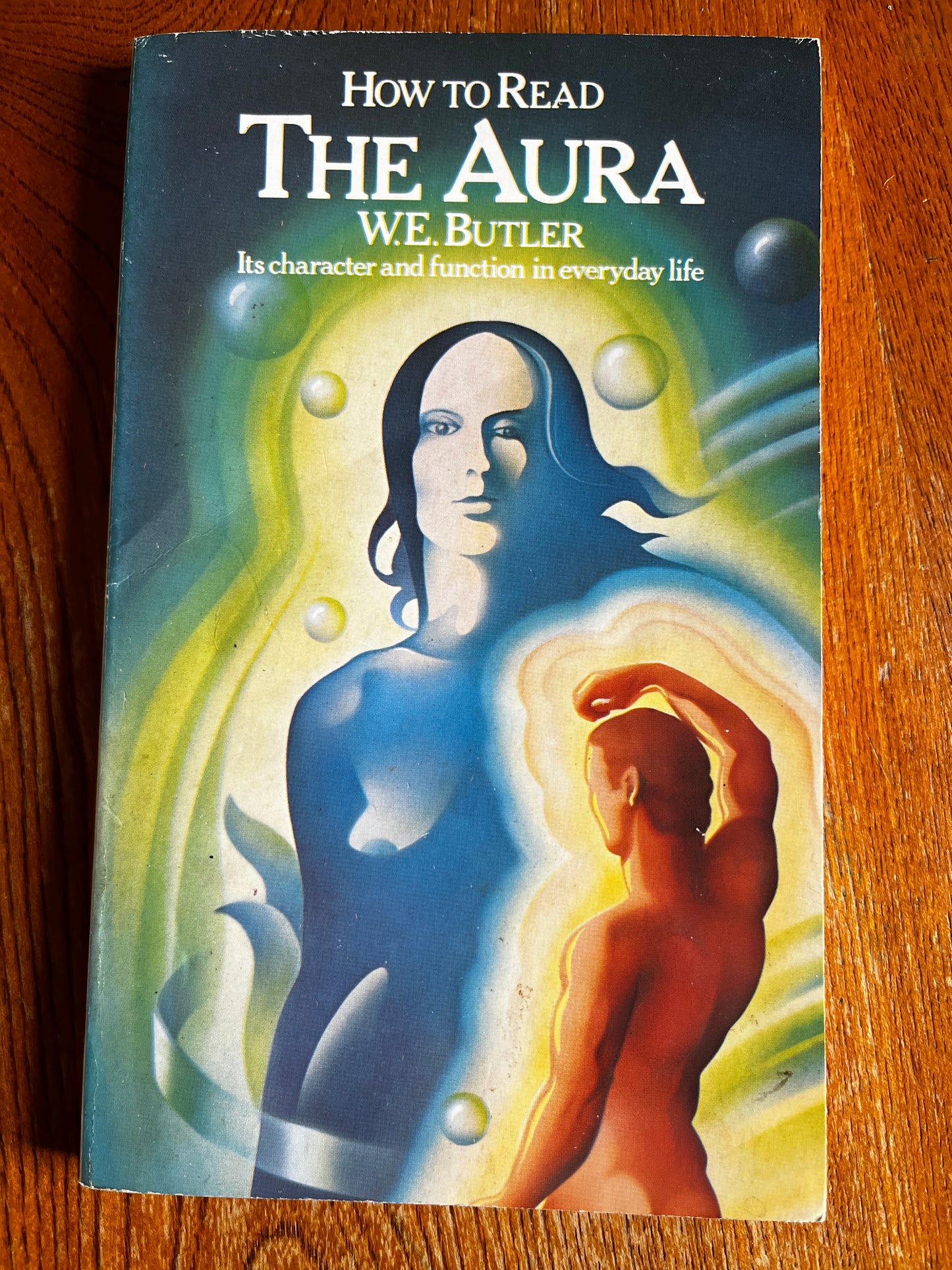 How to Read the Aura - W E Butler