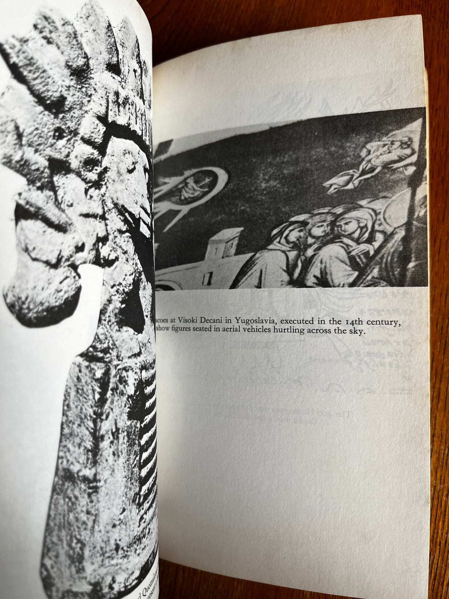 Gods and Spacemen in the Ancient West - W Raymond Drake (First EditionSphere Paperback)