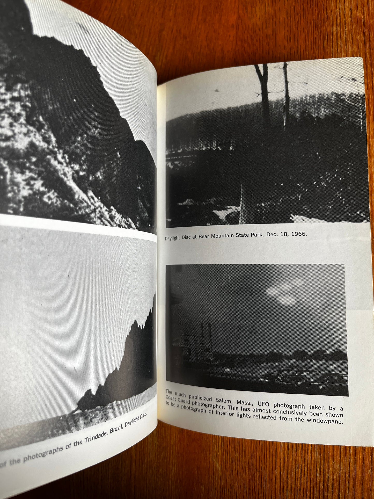 The Hynek UFO Report - Dr J Allen Hynek (1978 Sphere)