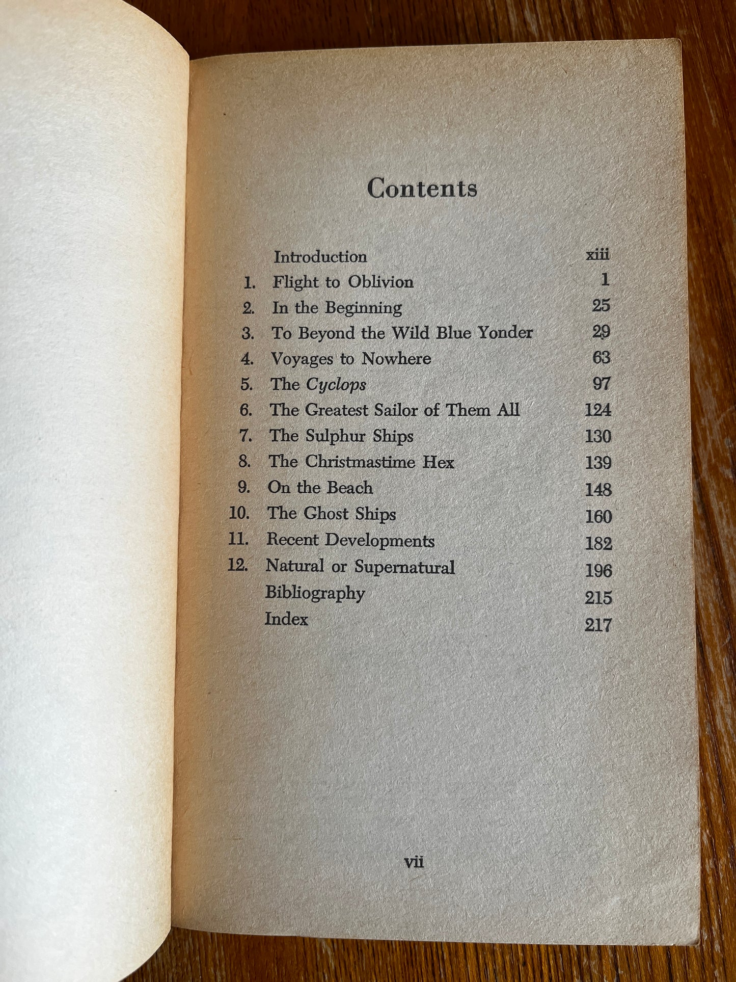 The Devil's Triangle - Richard Winer (Bantam Books)