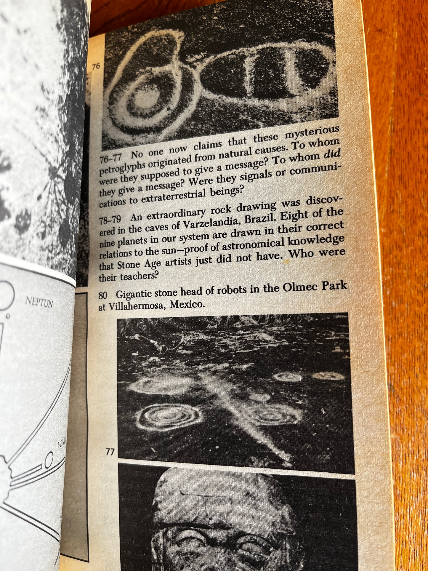 In Search of Ancient Gods: My Pictorial Evidence for the Impossible - Erich Von Daniken (1976 Corgi)
