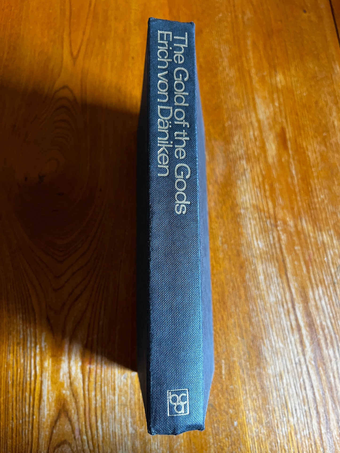 The Gold of the Gods - Erich Von Däniken (BCA Hardback)