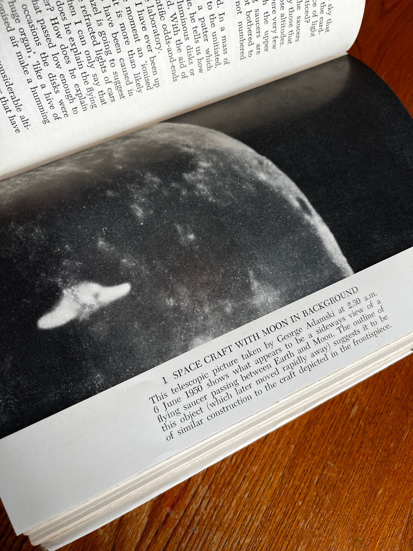 Flying Saucers Have Landed - Desmond Leslie & George Adamski (1953)