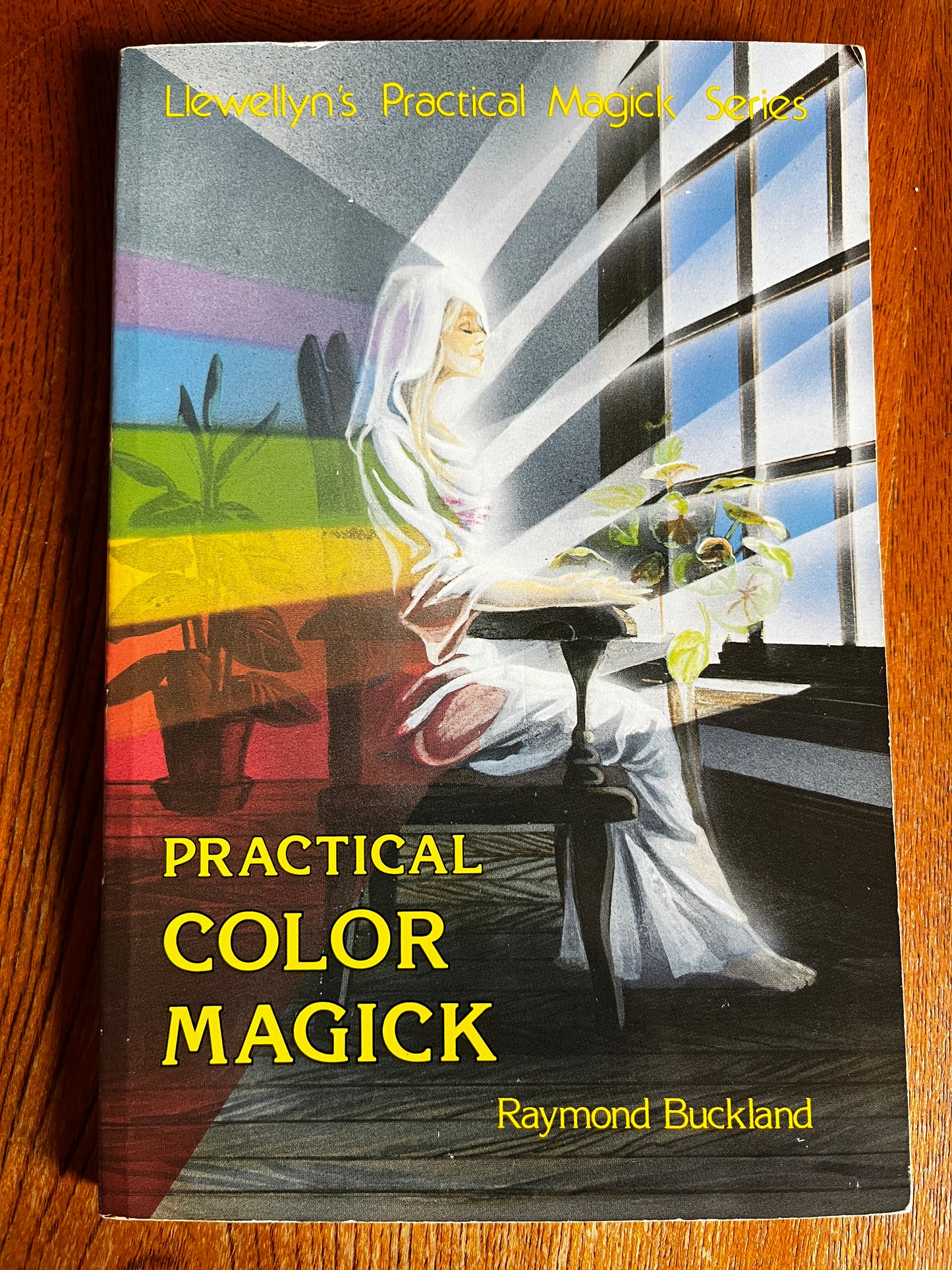 Practical Colour Magick - Raymond Buckland