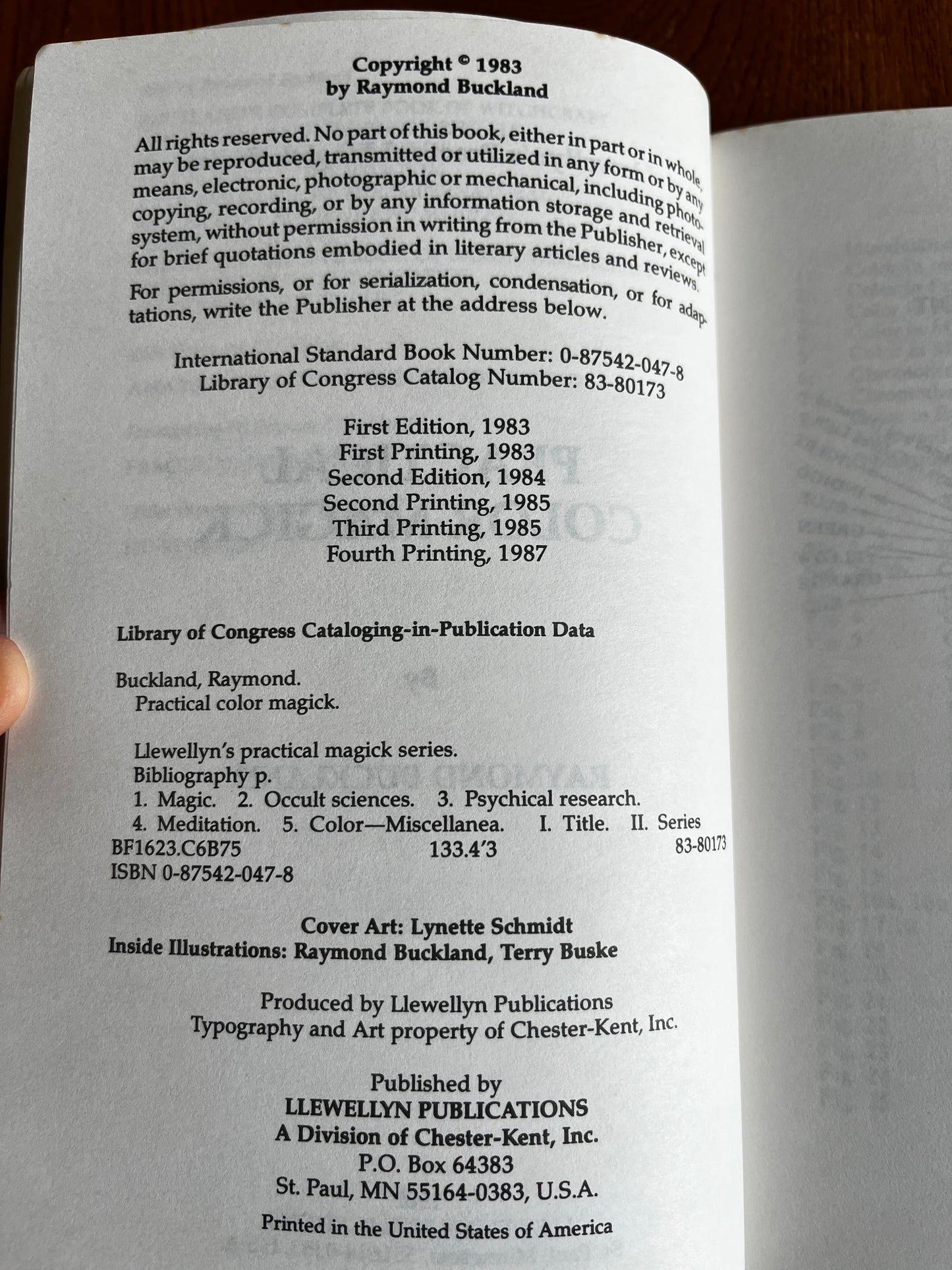 Practical Colour Magick - Raymond Buckland