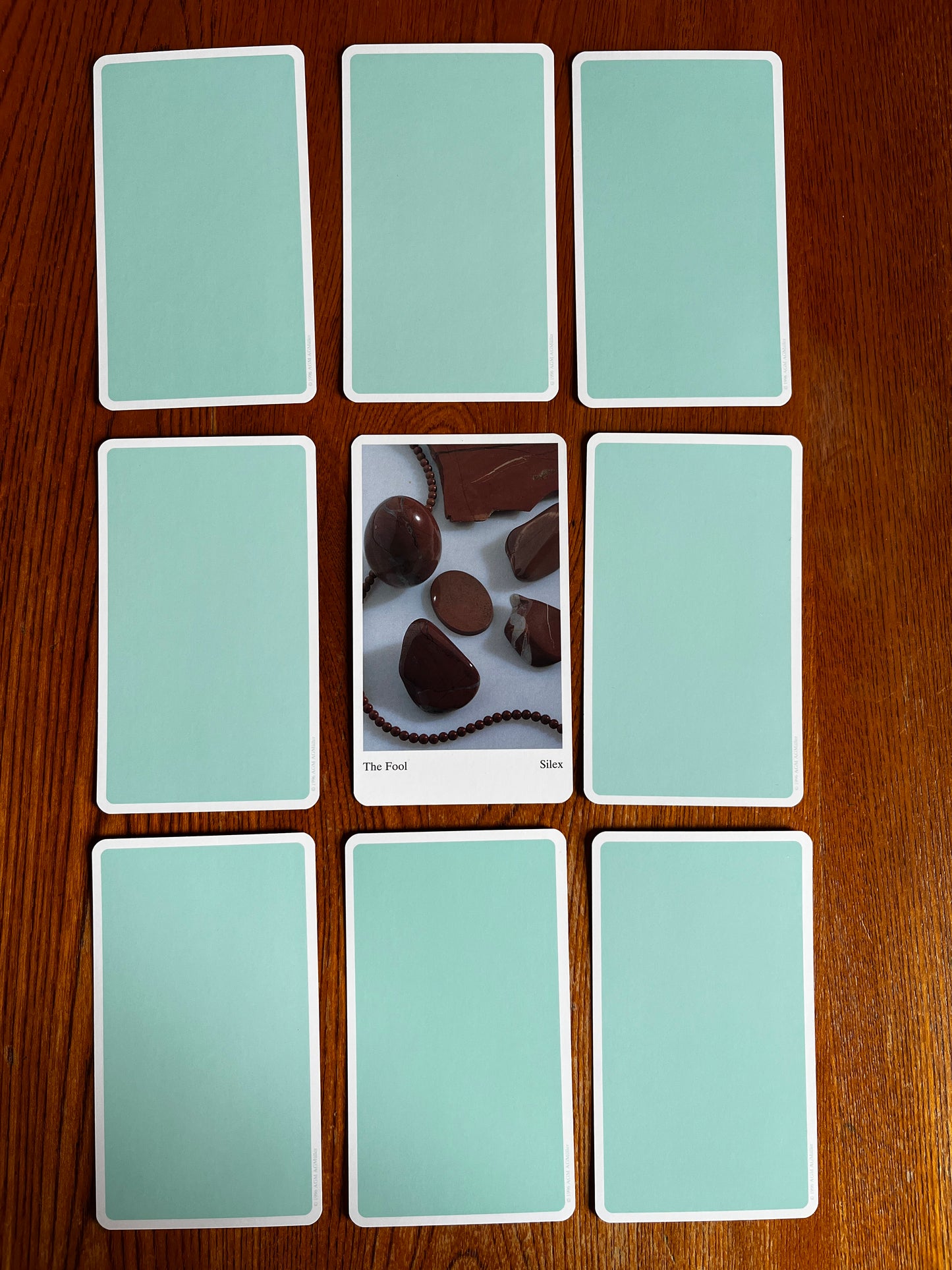 The Tarot of Gemstones and Crystals (1996)