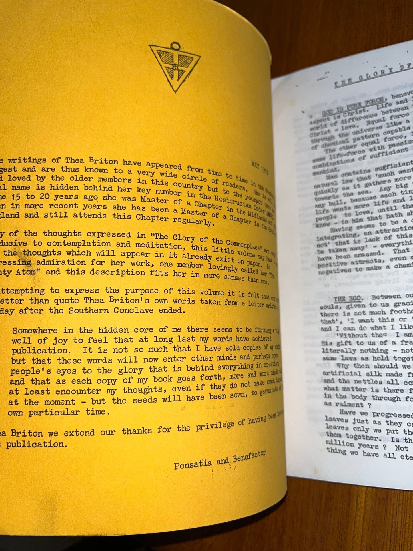 The Glory of the Commonplace - Thea Briton (1973 SIGNED RARE Rosicrucian booklet)