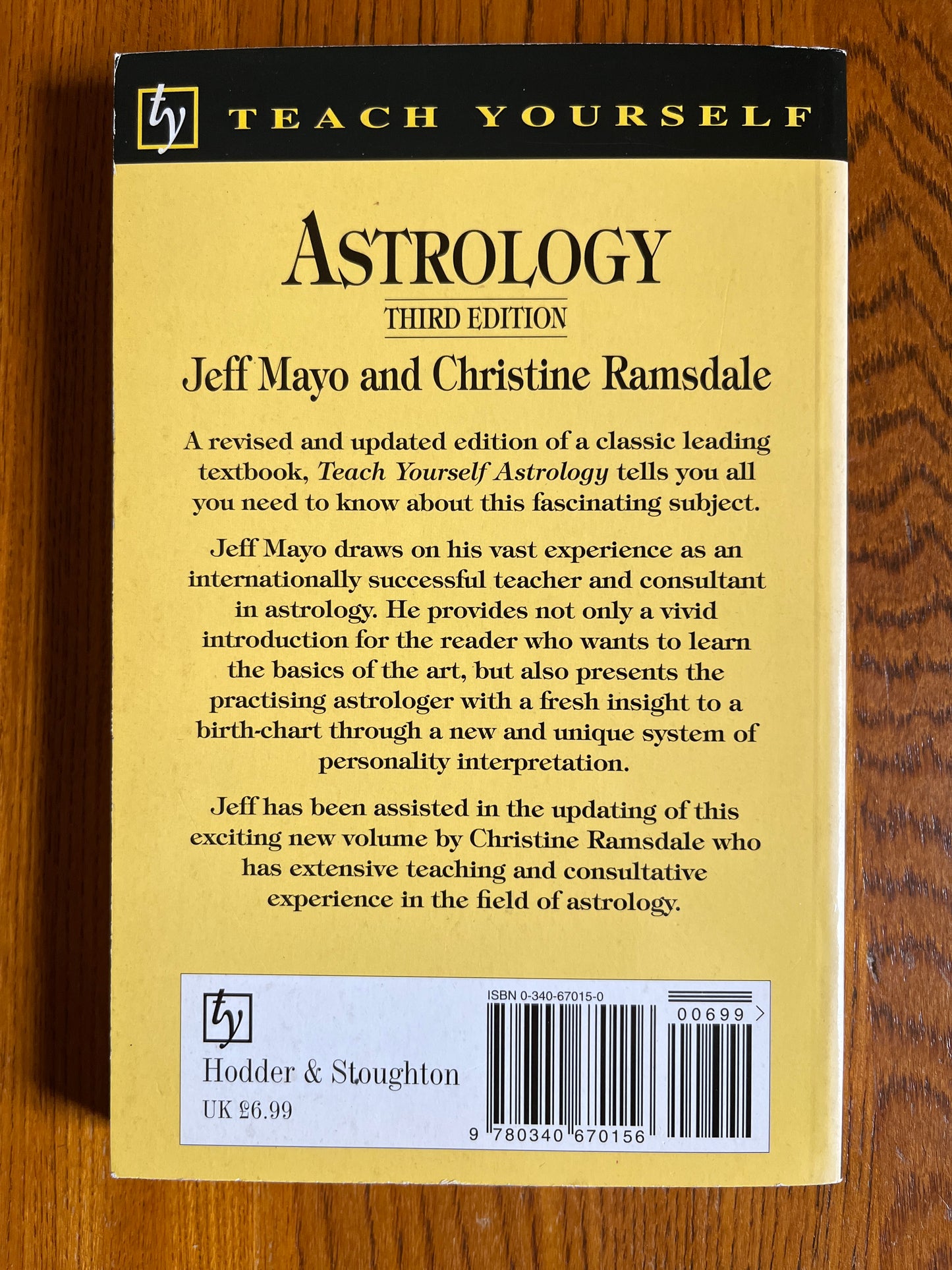 Teach Yourself Astrology - Jeff Mayo & Christine Ramsdale