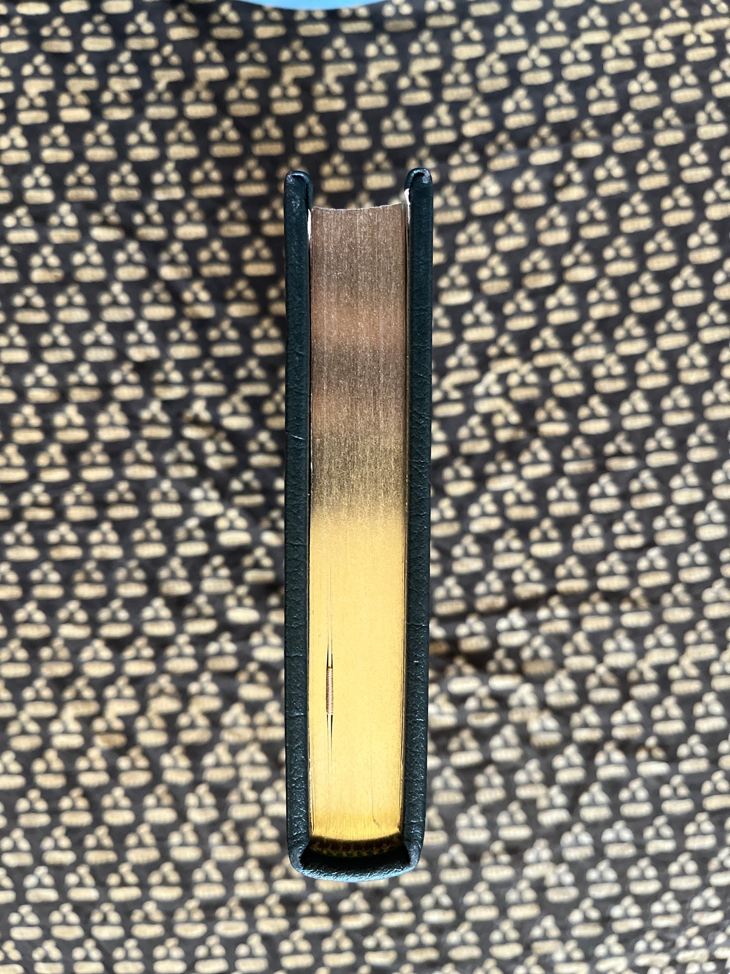 Mythago Wood - Robert Holdstock (EASTON PRESS DELUXE EDITION ILLUS. SIGNED AND WITH SIGNED LETTER)
