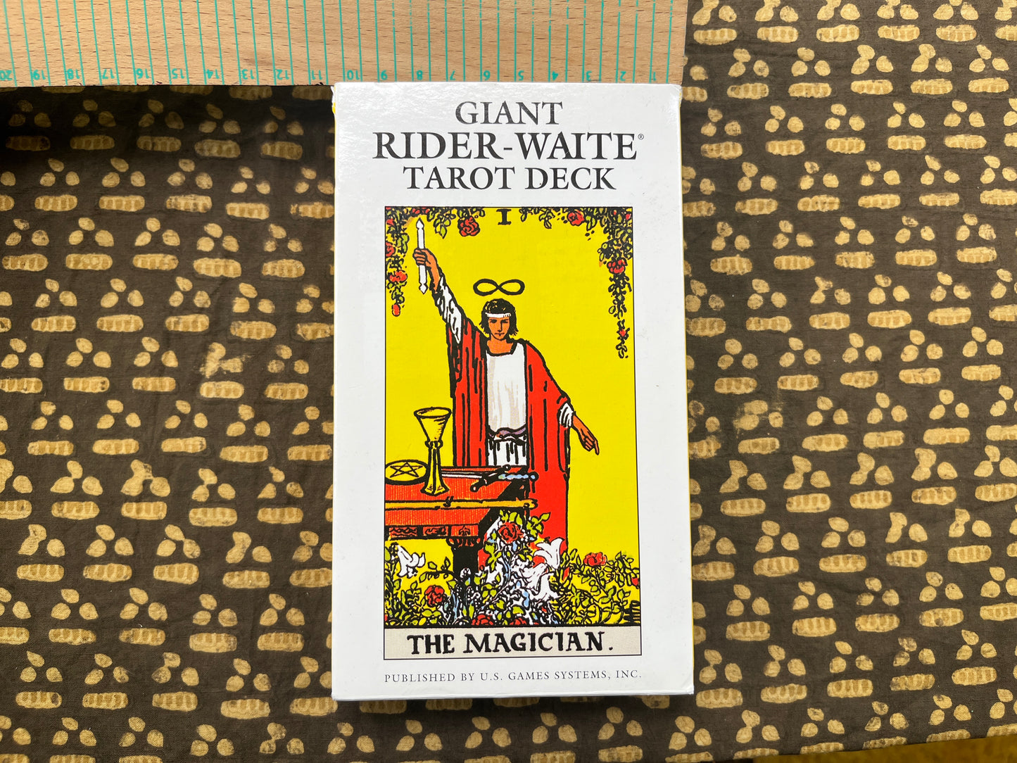 Giant Rider-Waite Smith Tarot Deck