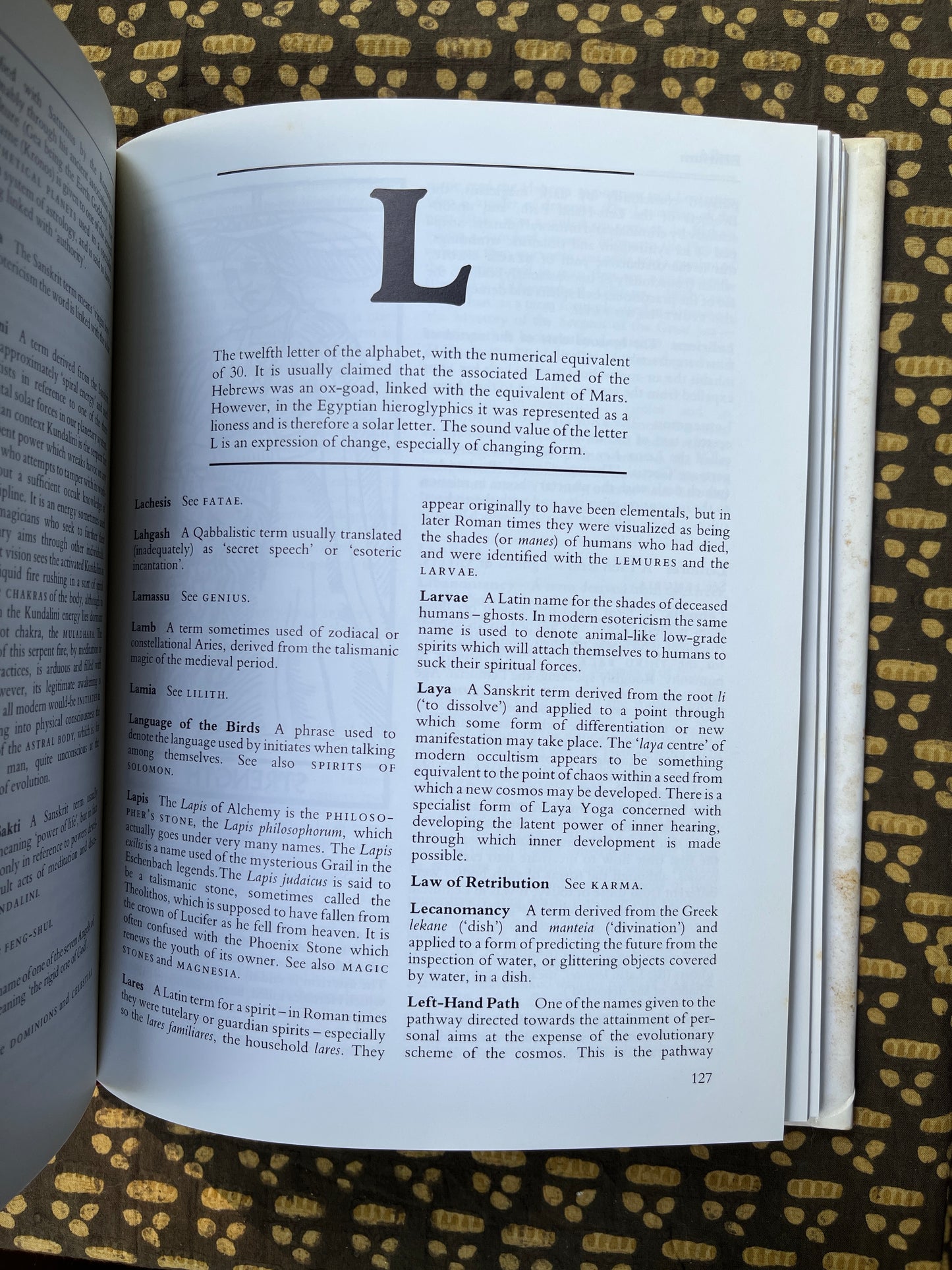 Encyclopedia of the Occult - Fred Gettings