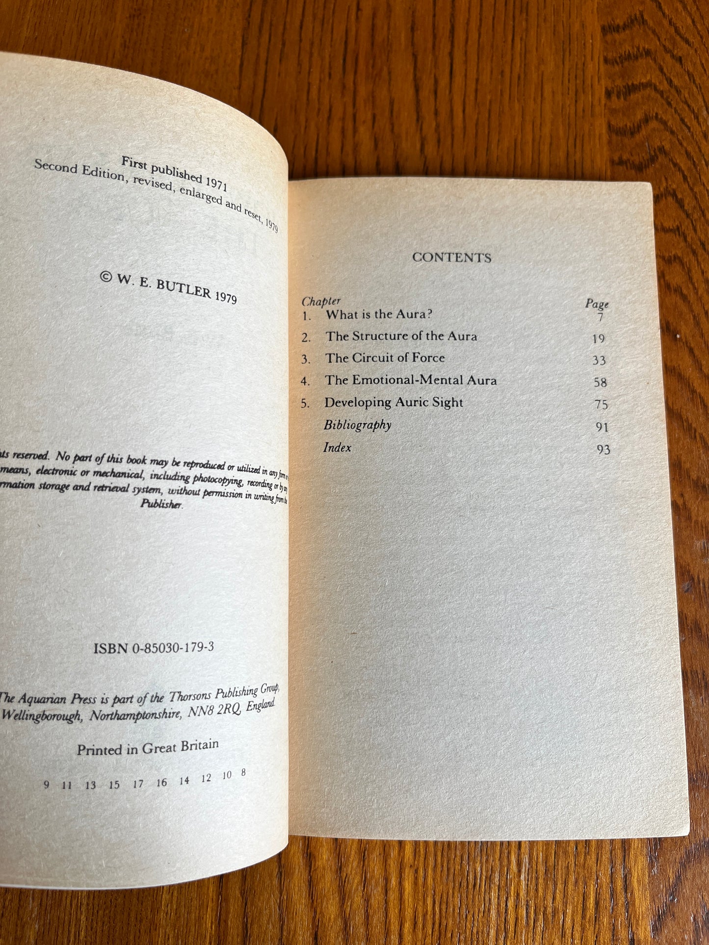 How to Read the Aura - W E Butler