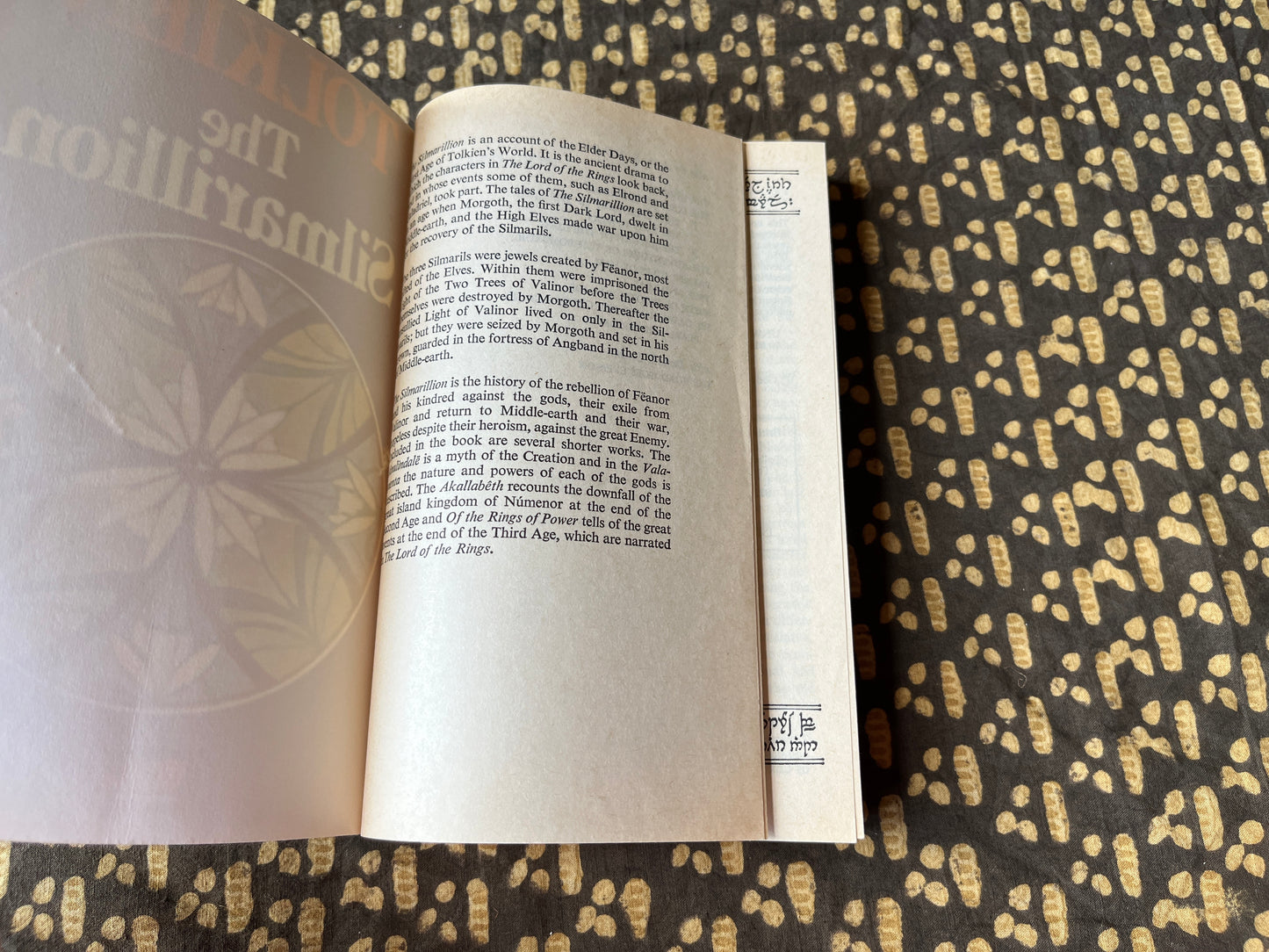 The Silmarillion - J. R. R. Tolkien [First Unwin Paperback 1979]