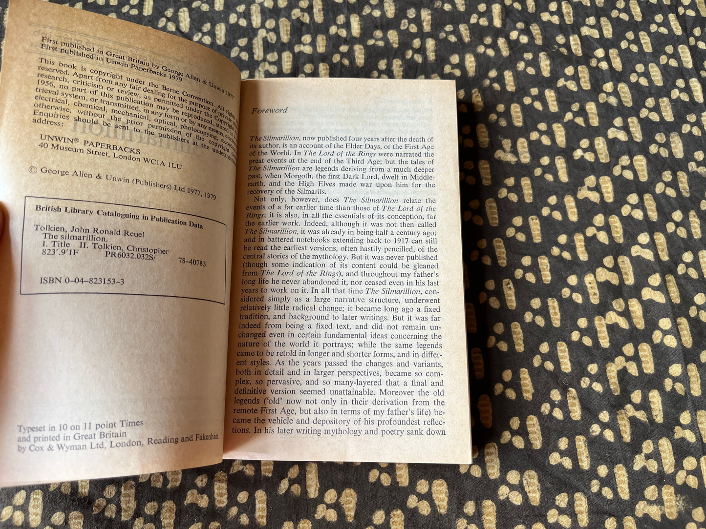 The Silmarillion - J. R. R. Tolkien [First Unwin Paperback 1979]