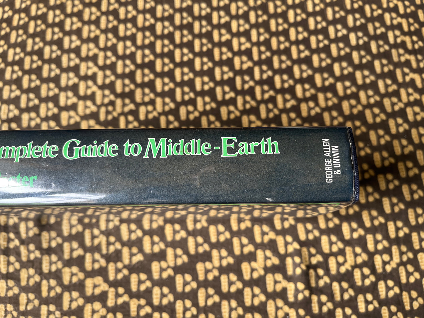 The Complete Guide to Middle Earth – Robert Foster on the work of Tolkien [First Edition 1978]