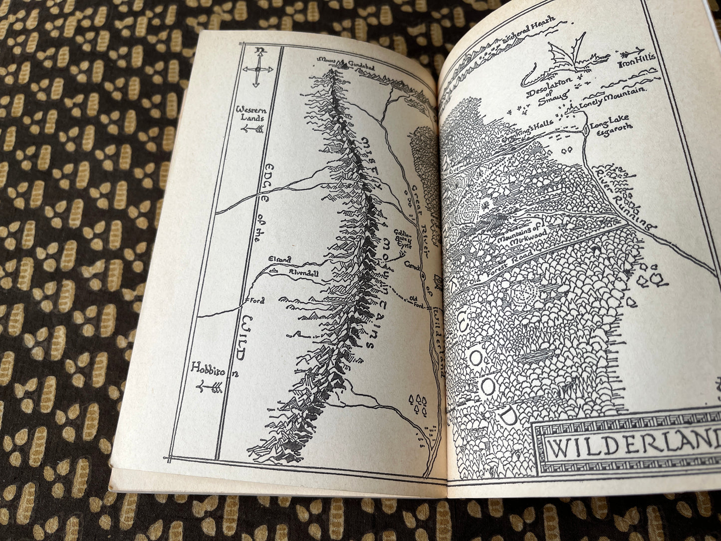 The Hobbit - J. R. R. Tolkien [3rd Ed. 17th Imp. by Unwin - 1973]