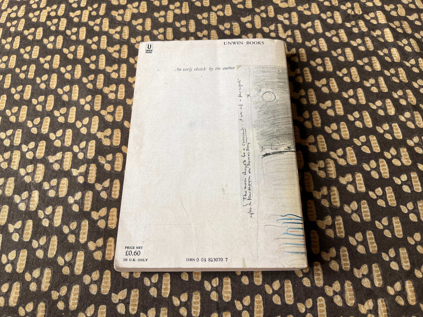 The Hobbit - J. R. R. Tolkien [3rd Ed. 15th Imp. by Unwin - 1972]