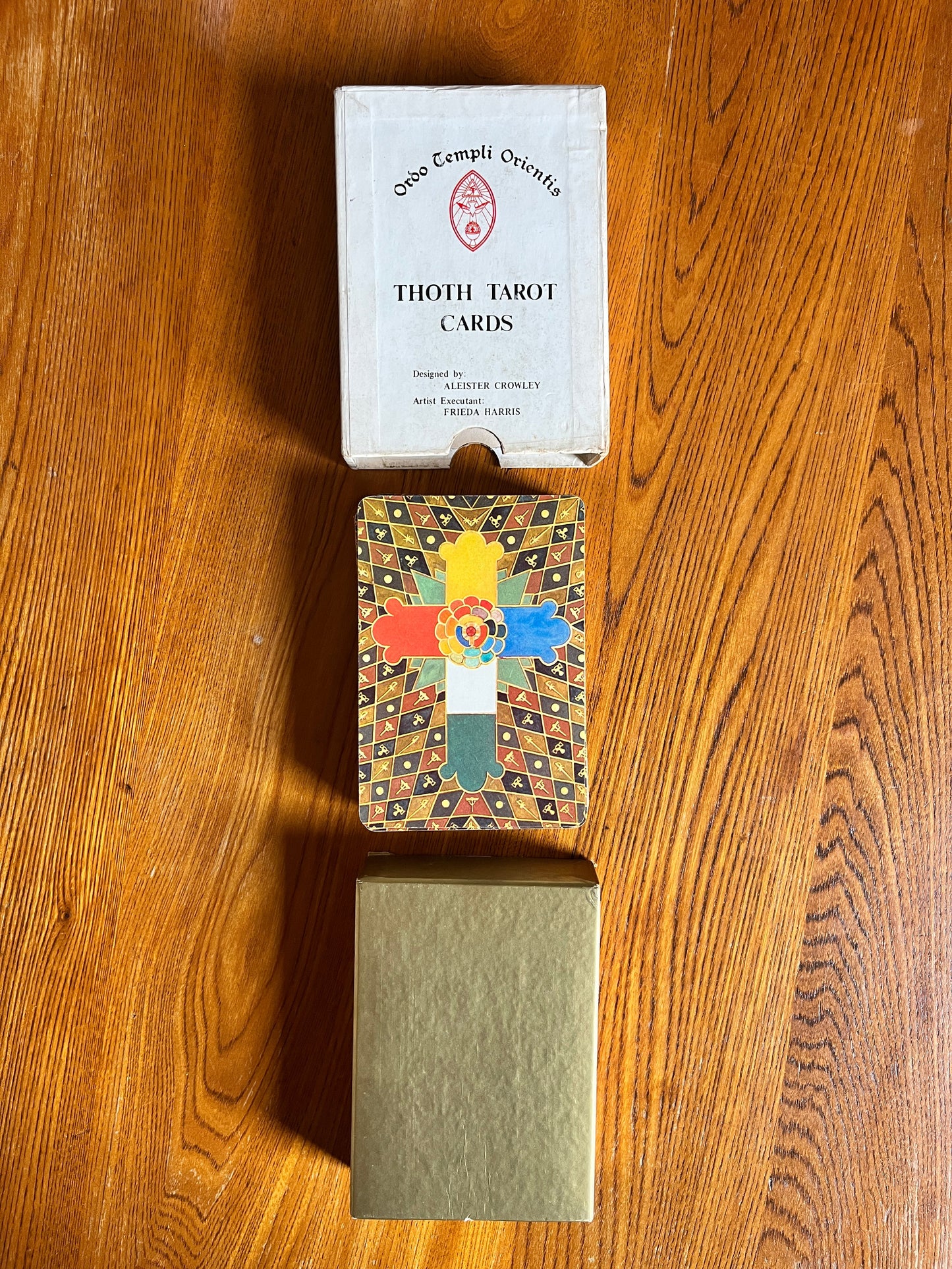 Thoth Tarot Cards - Aleister Crowley & Frieda Harris (First Samuel Weiser Edition 1969 - "Version B")